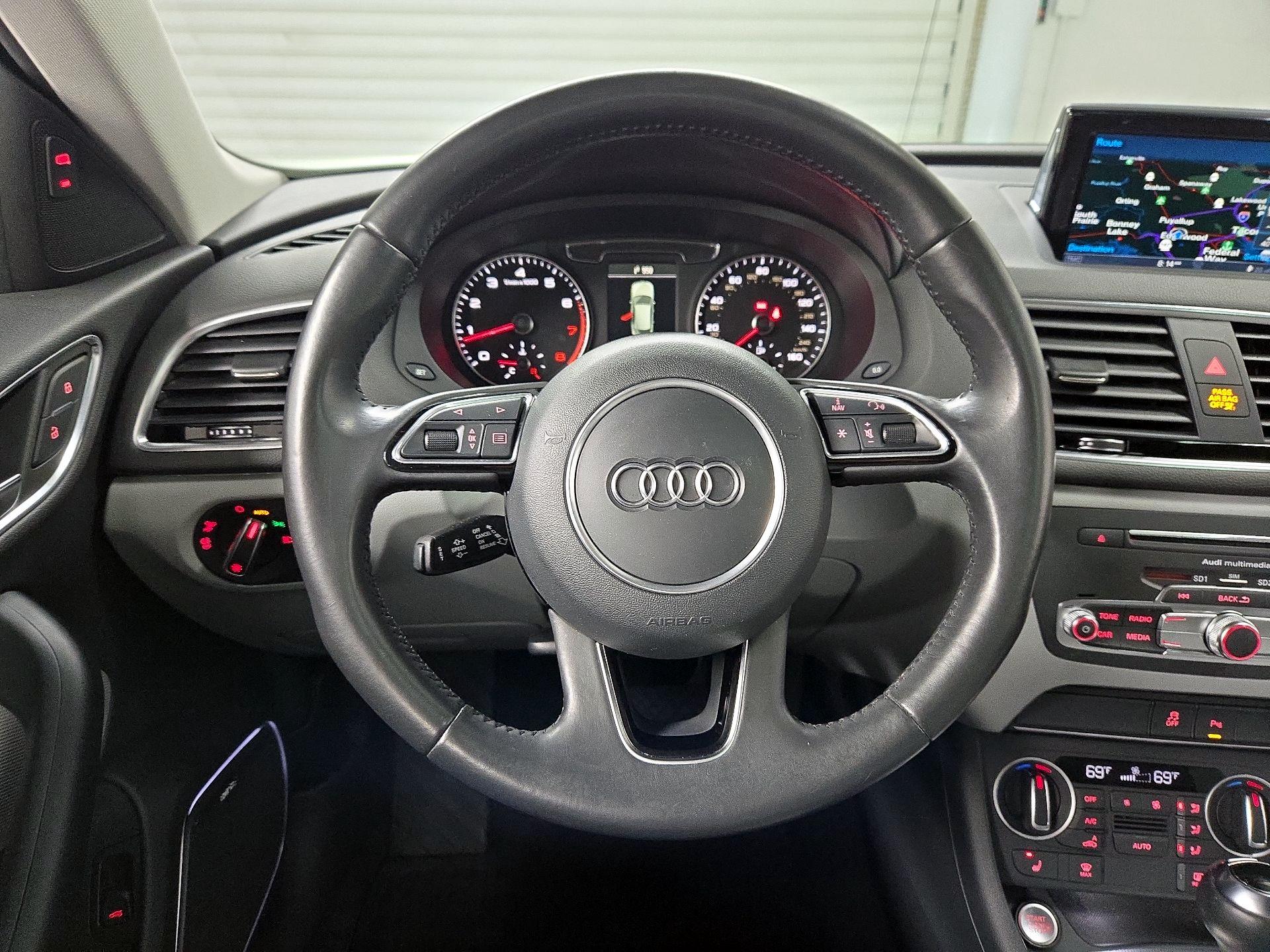 Thumbnail: 2016 Audi Q3 - 10