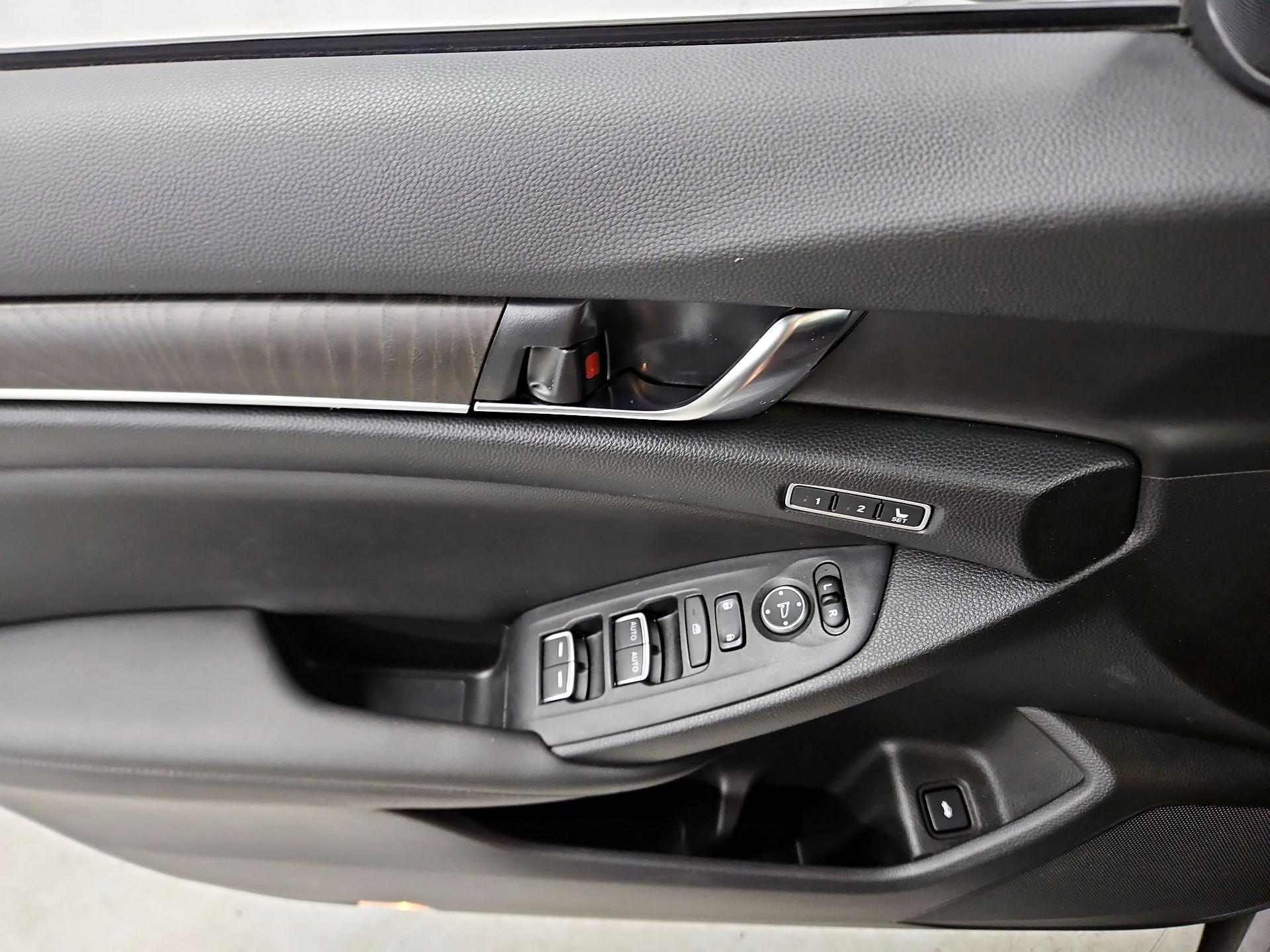 Thumbnail: 2020 Honda Accord - 12