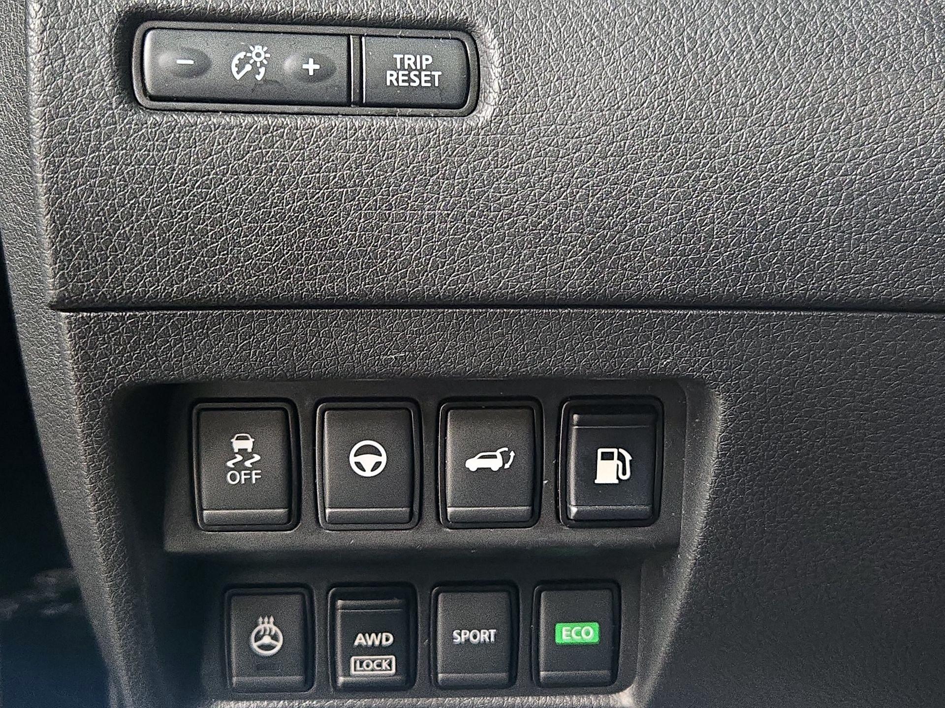 Thumbnail: 2020 Nissan Rogue - 13