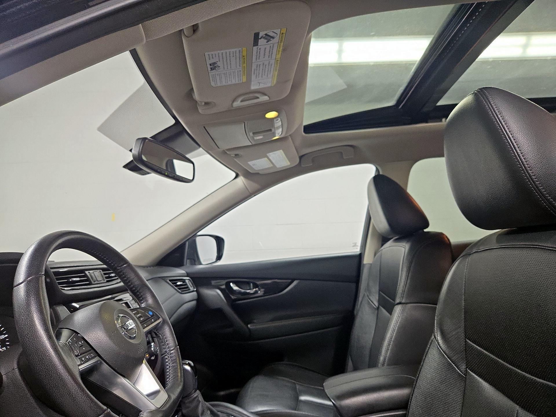 Thumbnail: 2020 Nissan Rogue - 20