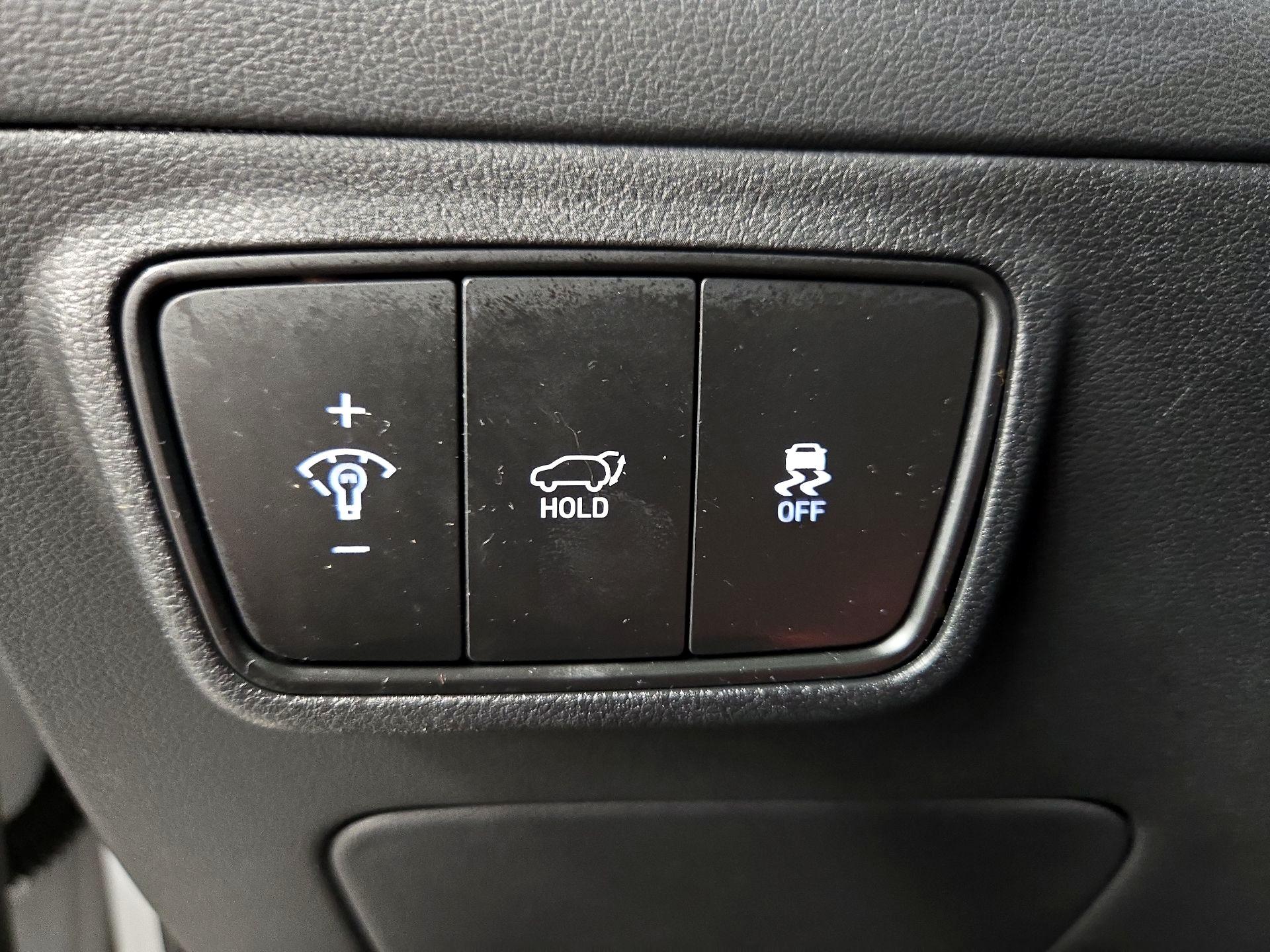 Thumbnail: 2022 Hyundai Tucson - 13