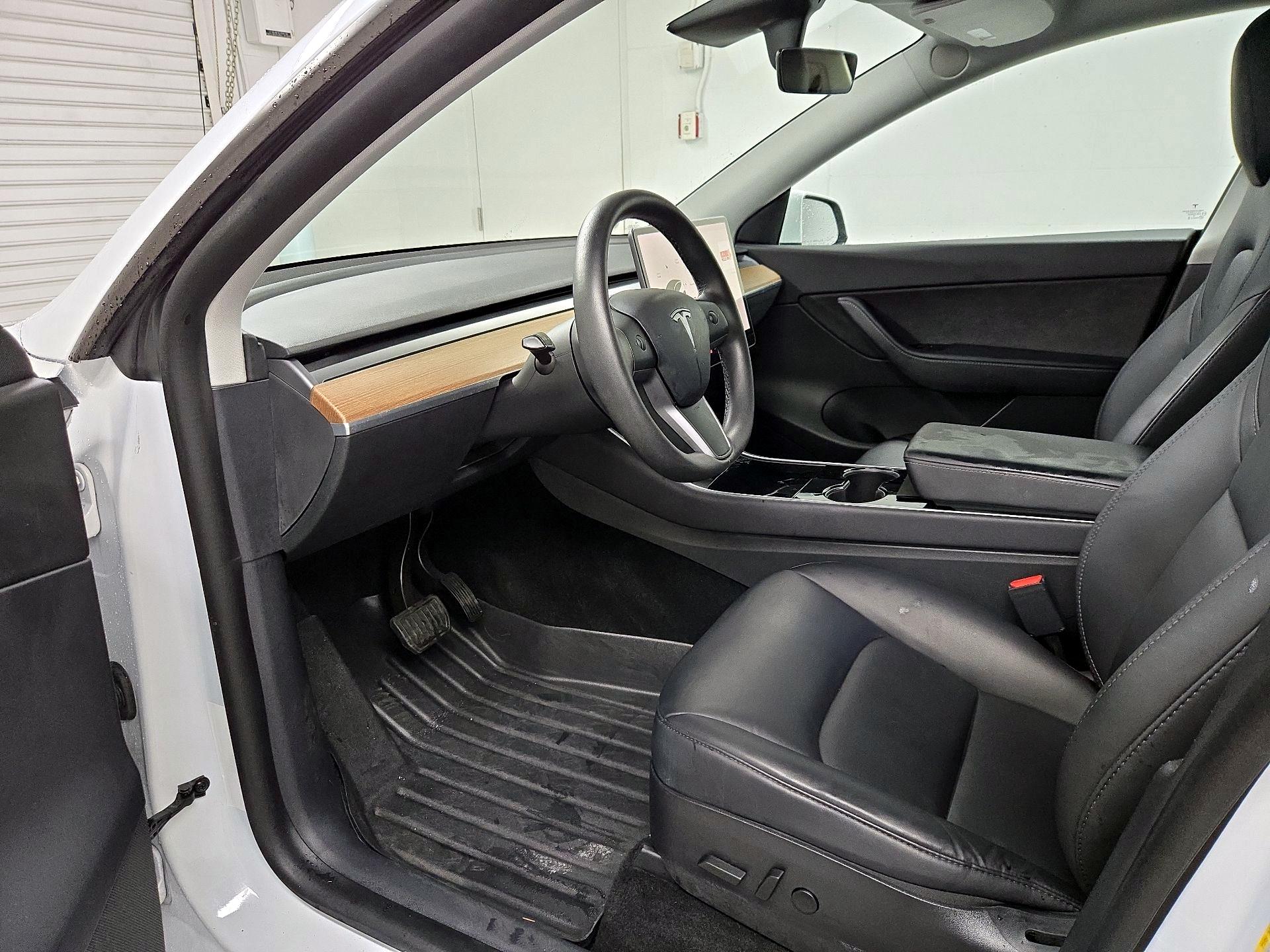 Thumbnail: 2020 Tesla Model Y - 11