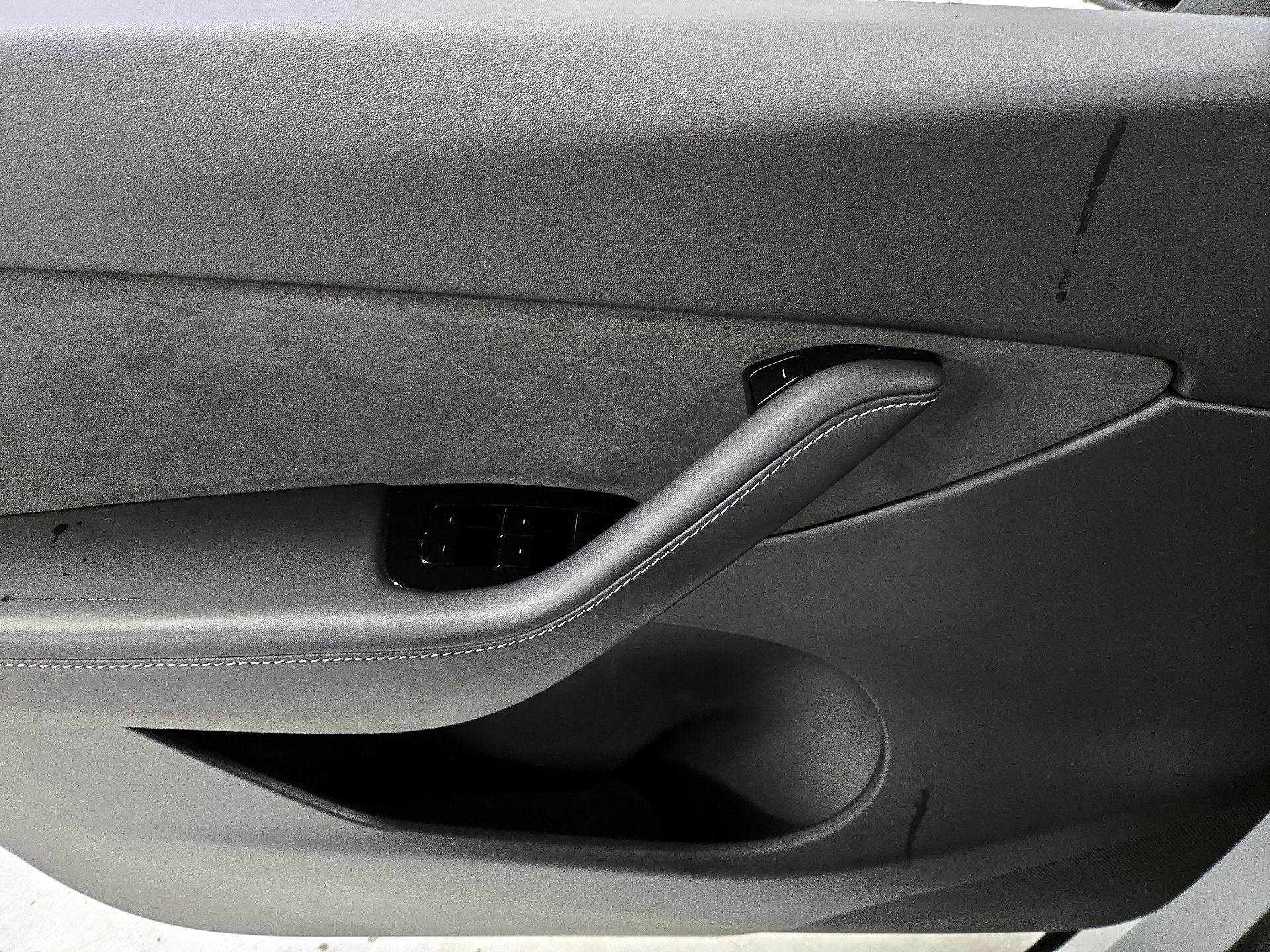 Thumbnail: 2020 Tesla Model Y - 12