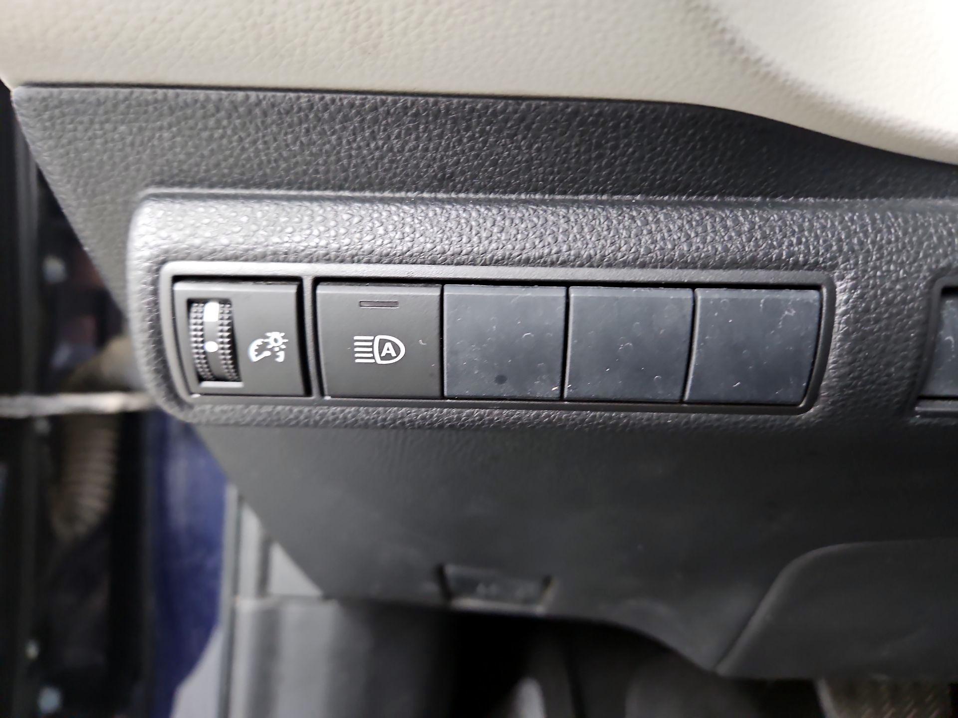 Thumbnail: 2020 Toyota Corolla - 13