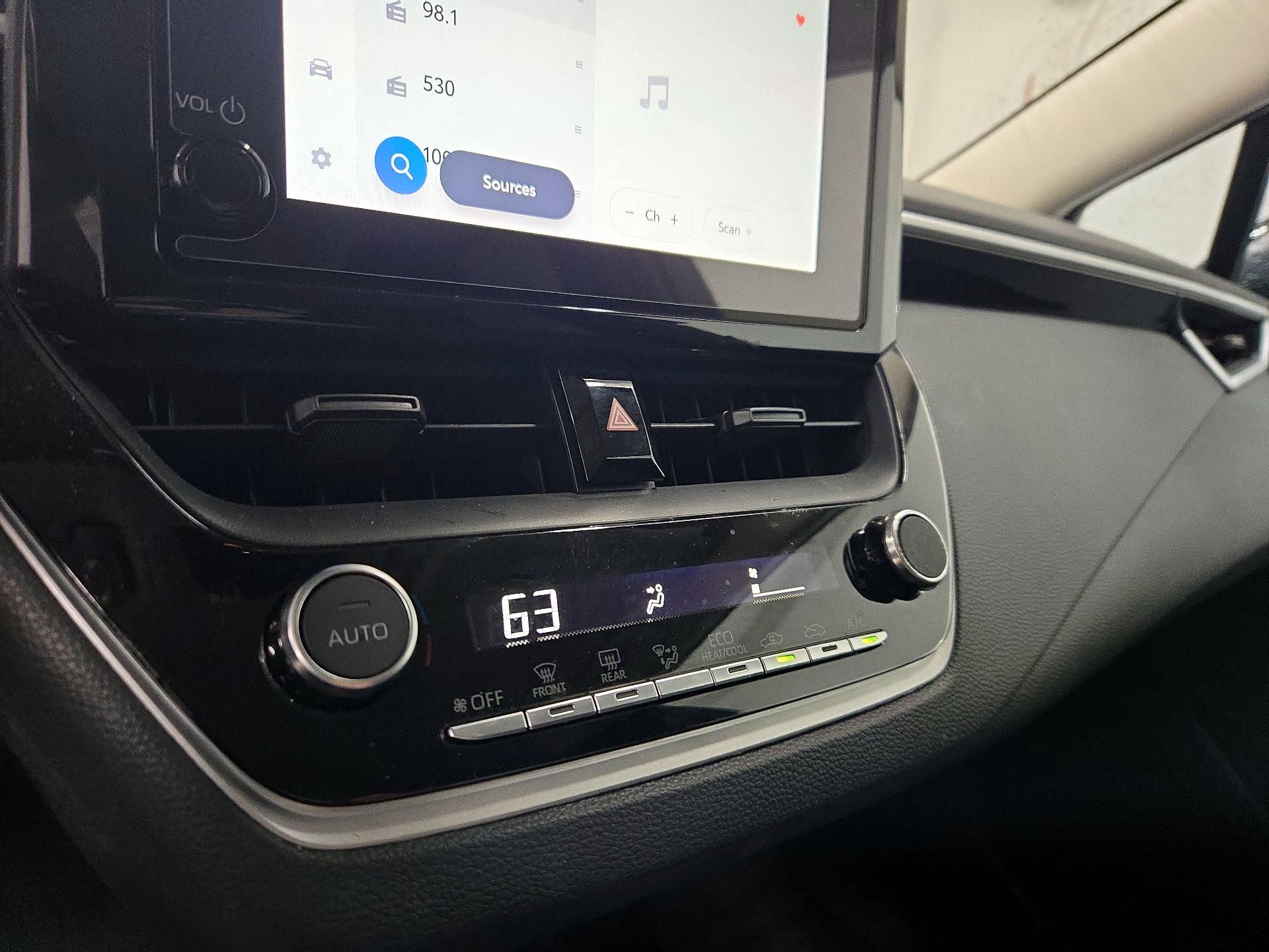 Thumbnail: 2024 Toyota Corolla - 16