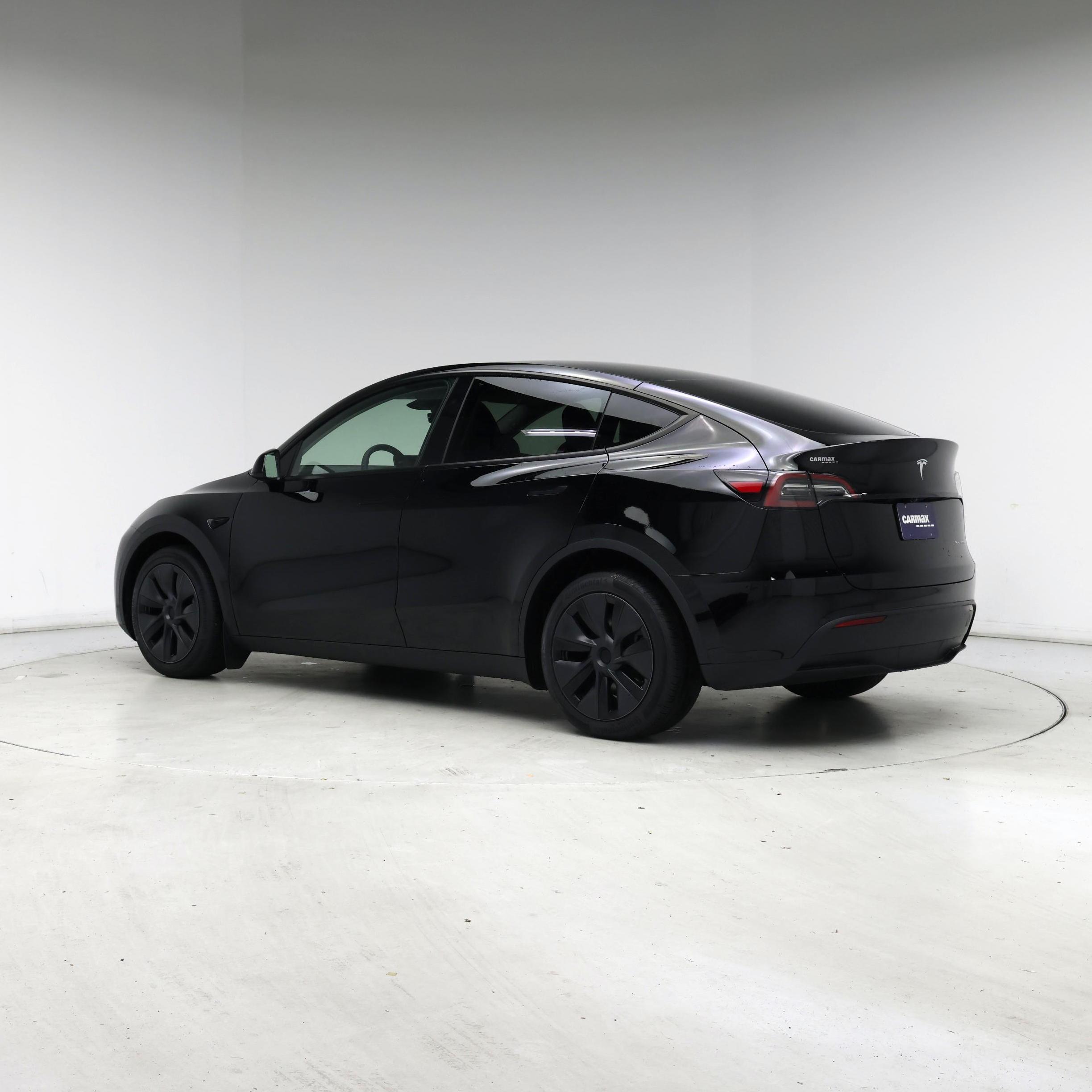 Thumbnail: 2025 Tesla Model Y - 2
