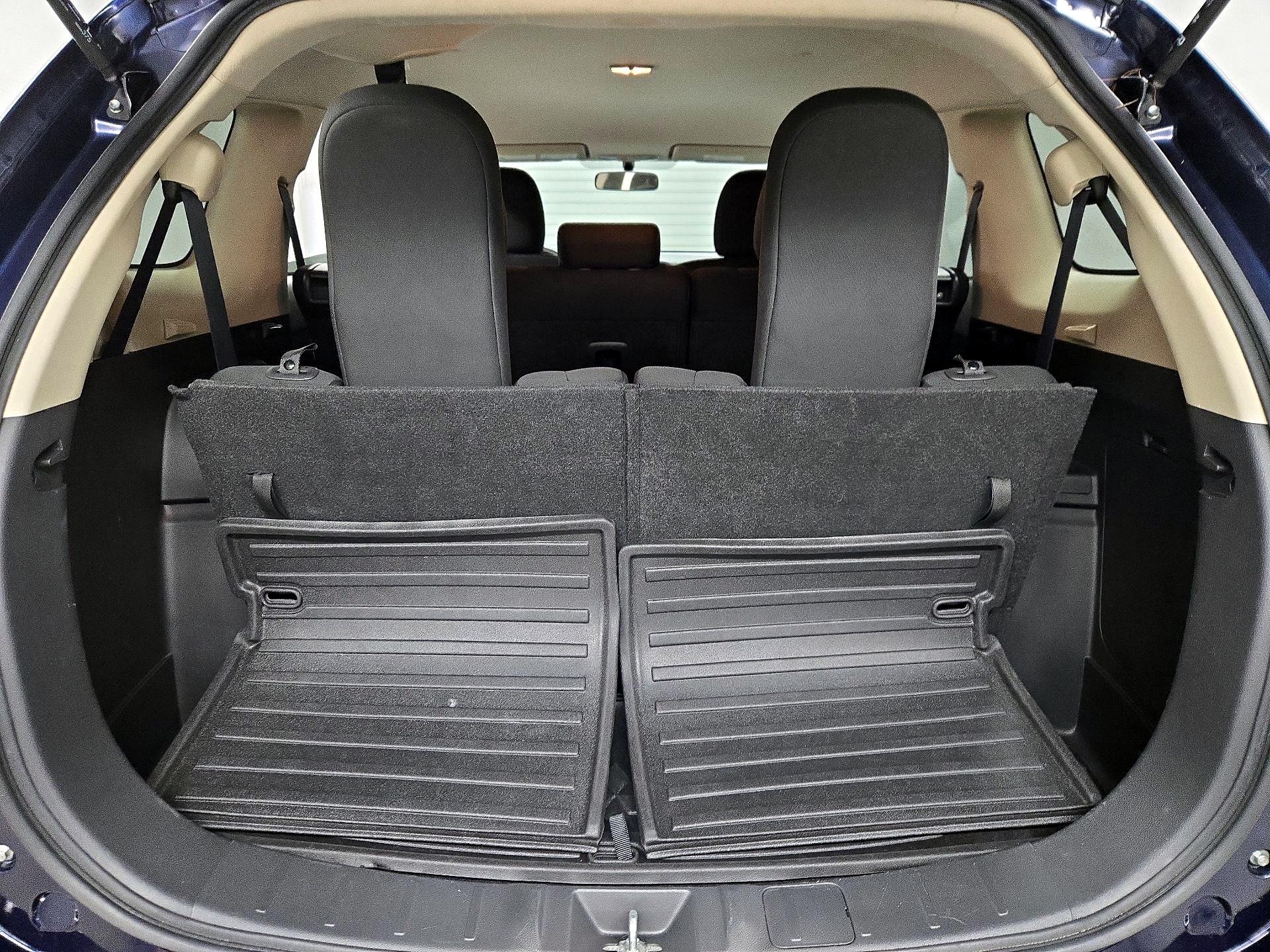 Thumbnail: 2014 Mitsubishi Outlander - 20