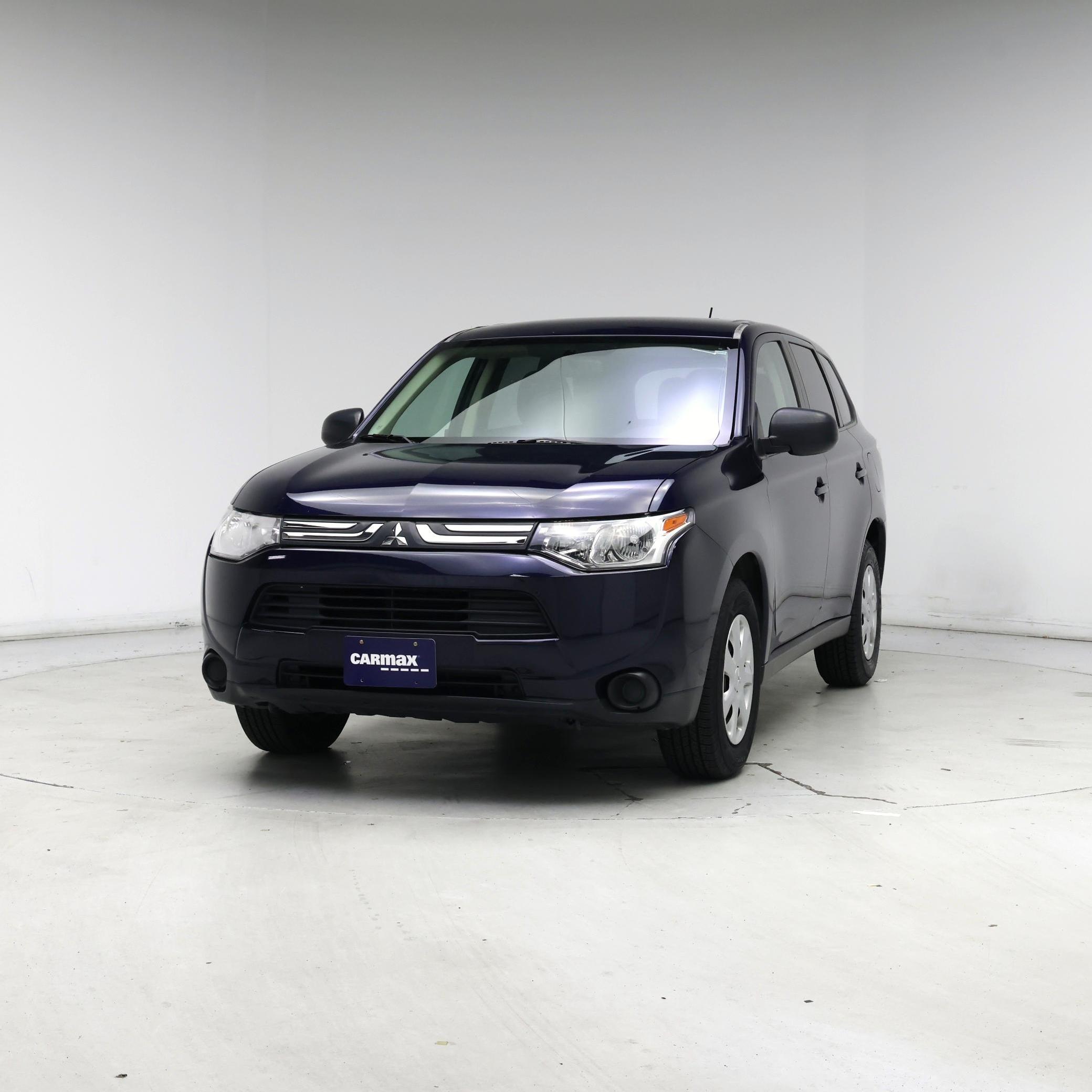 Thumbnail: 2014 Mitsubishi Outlander - 4