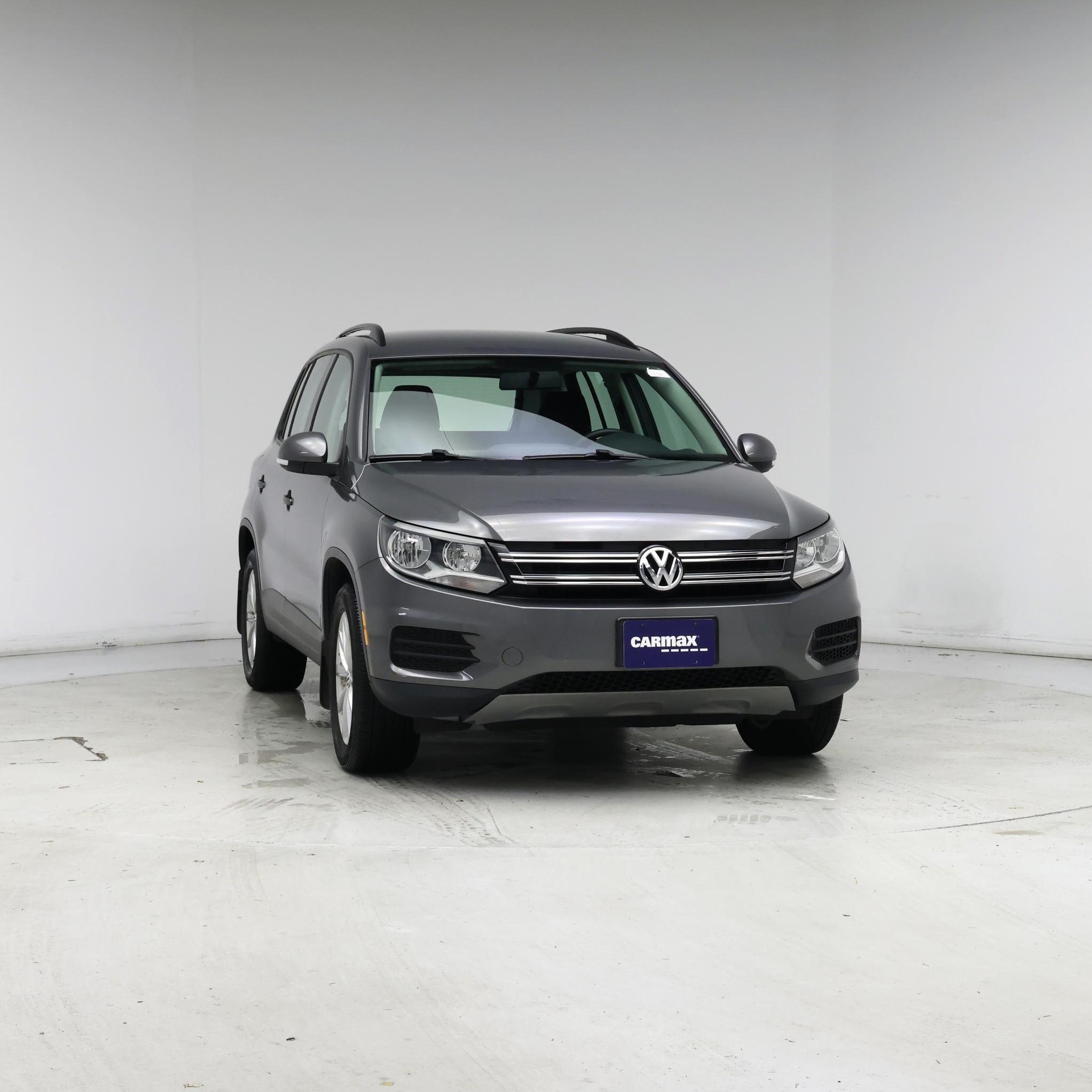 Thumbnail: 2018 Volkswagen Tiguan - 5