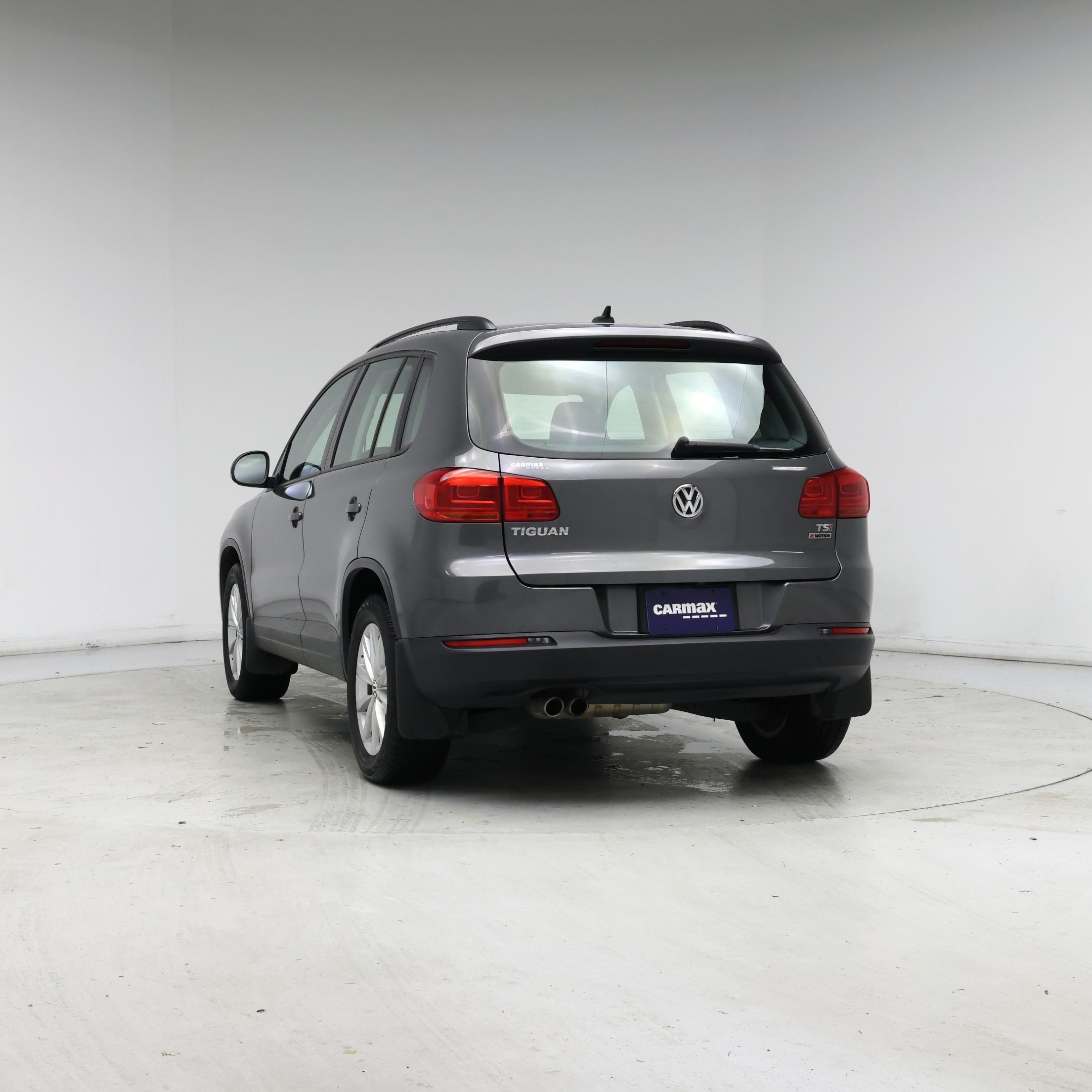 Thumbnail: 2018 Volkswagen Tiguan - 6