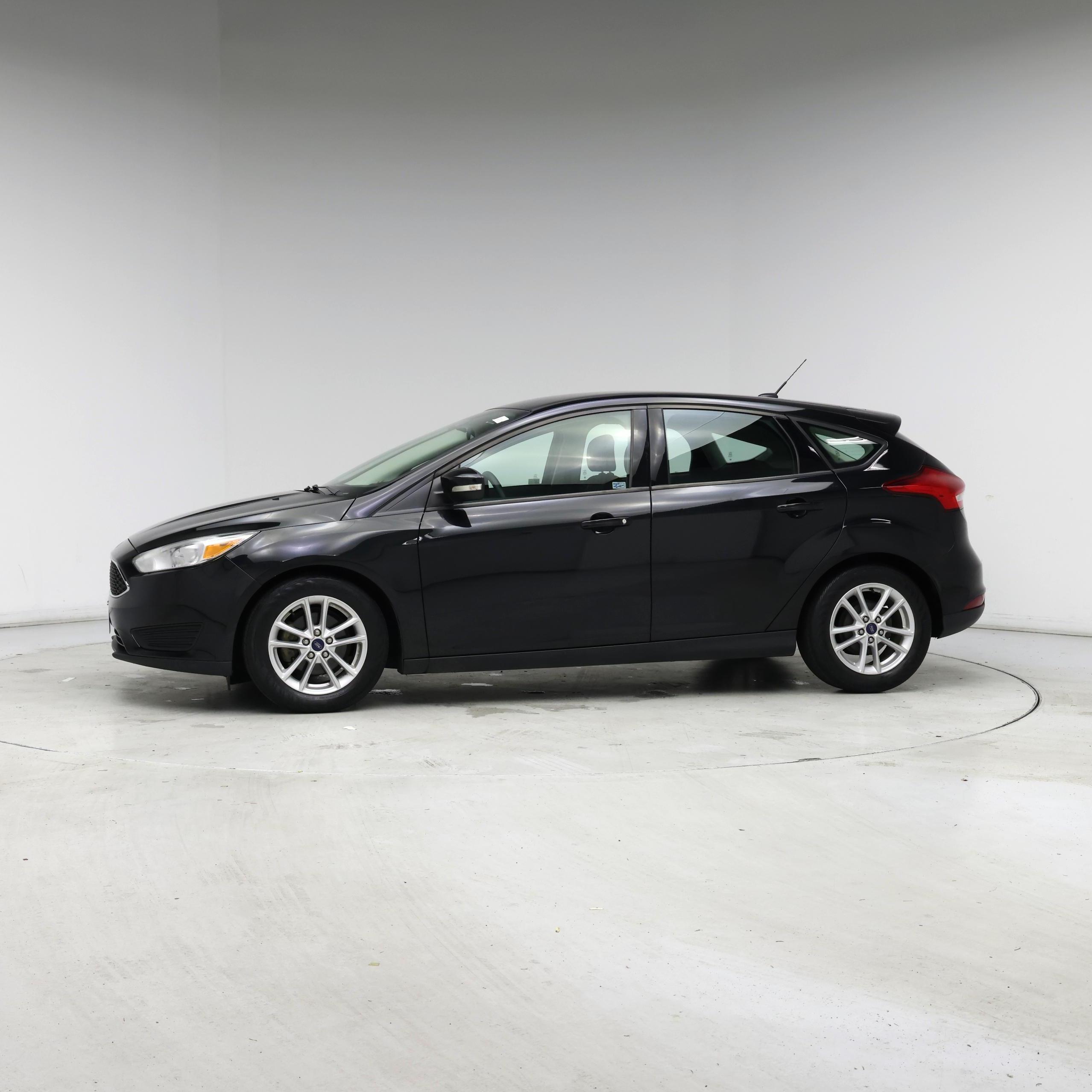 Thumbnail: 2015 Ford Focus - 3