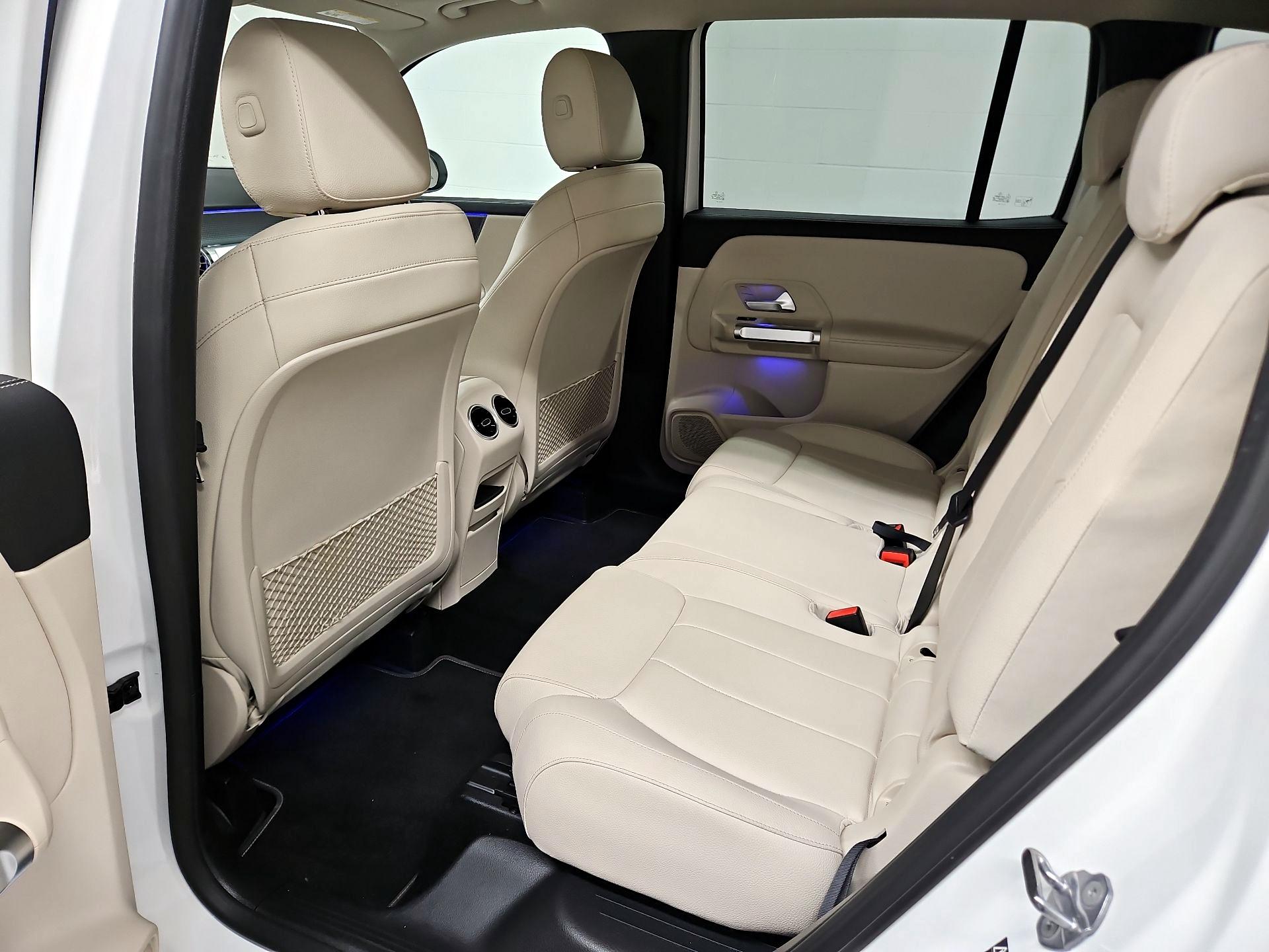 Thumbnail: 2021 Mercedes-Benz GLB - 20