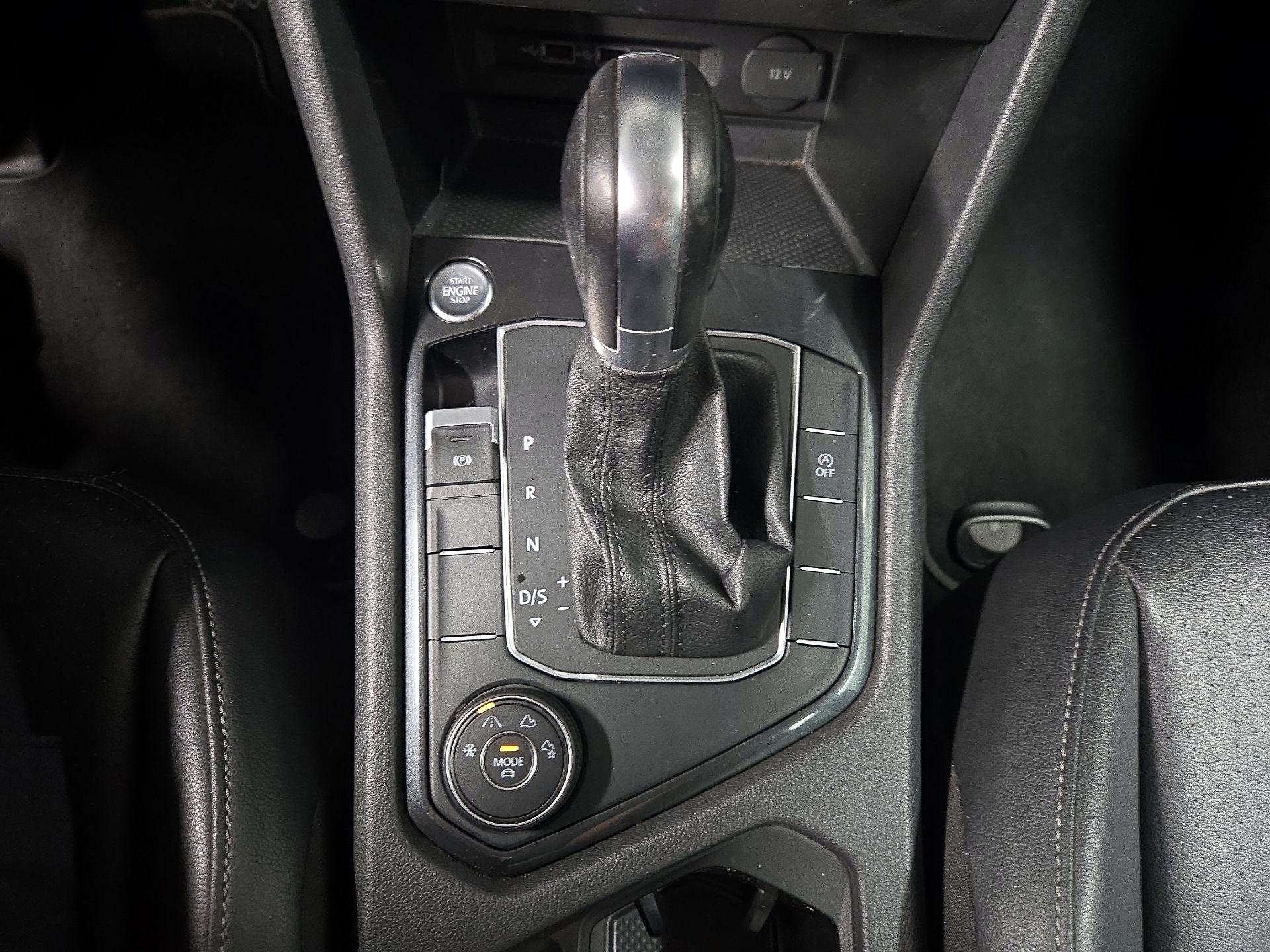 Thumbnail: 2019 Volkswagen Tiguan - 17