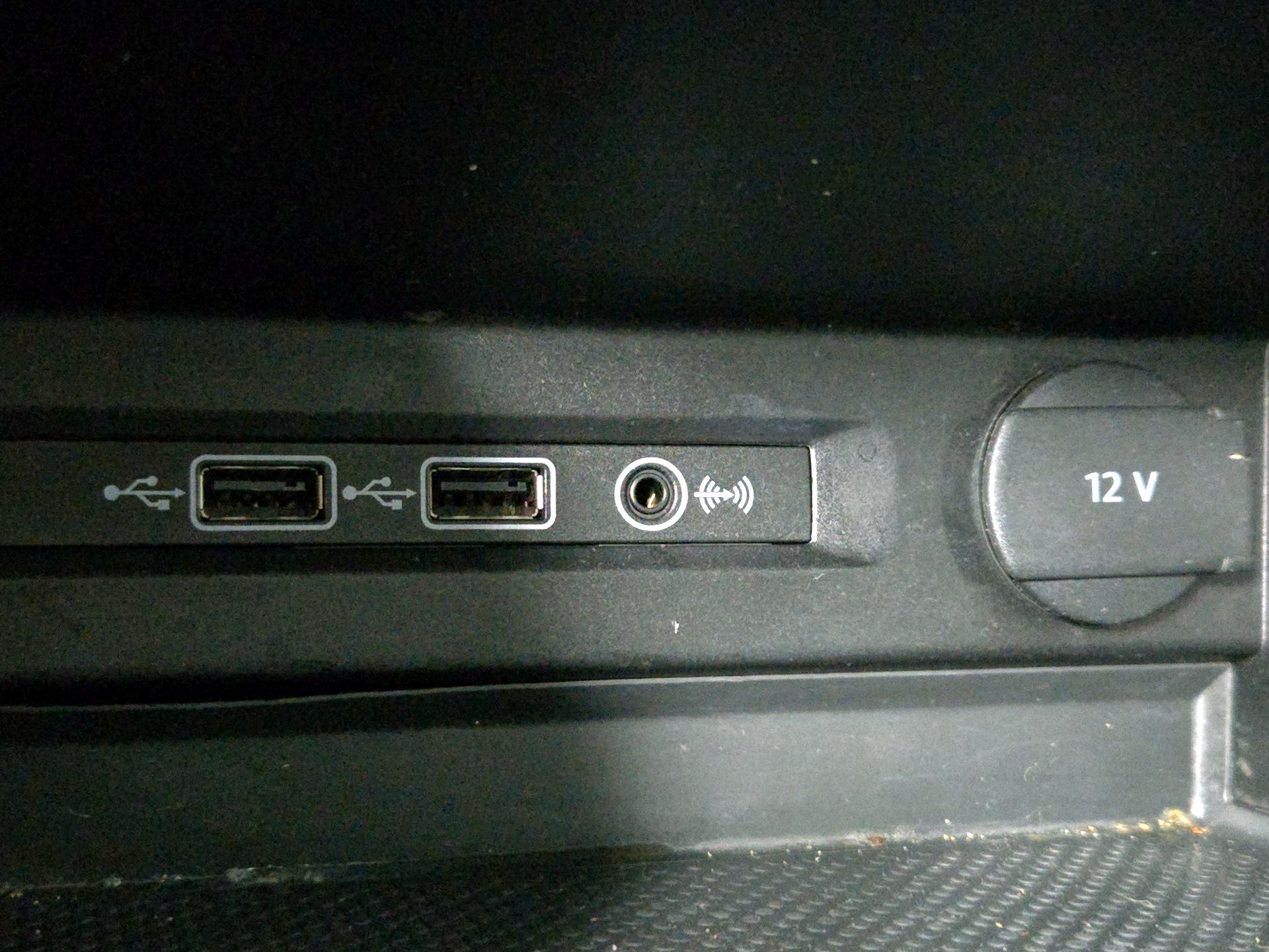 Thumbnail: 2019 Volkswagen Tiguan - 18