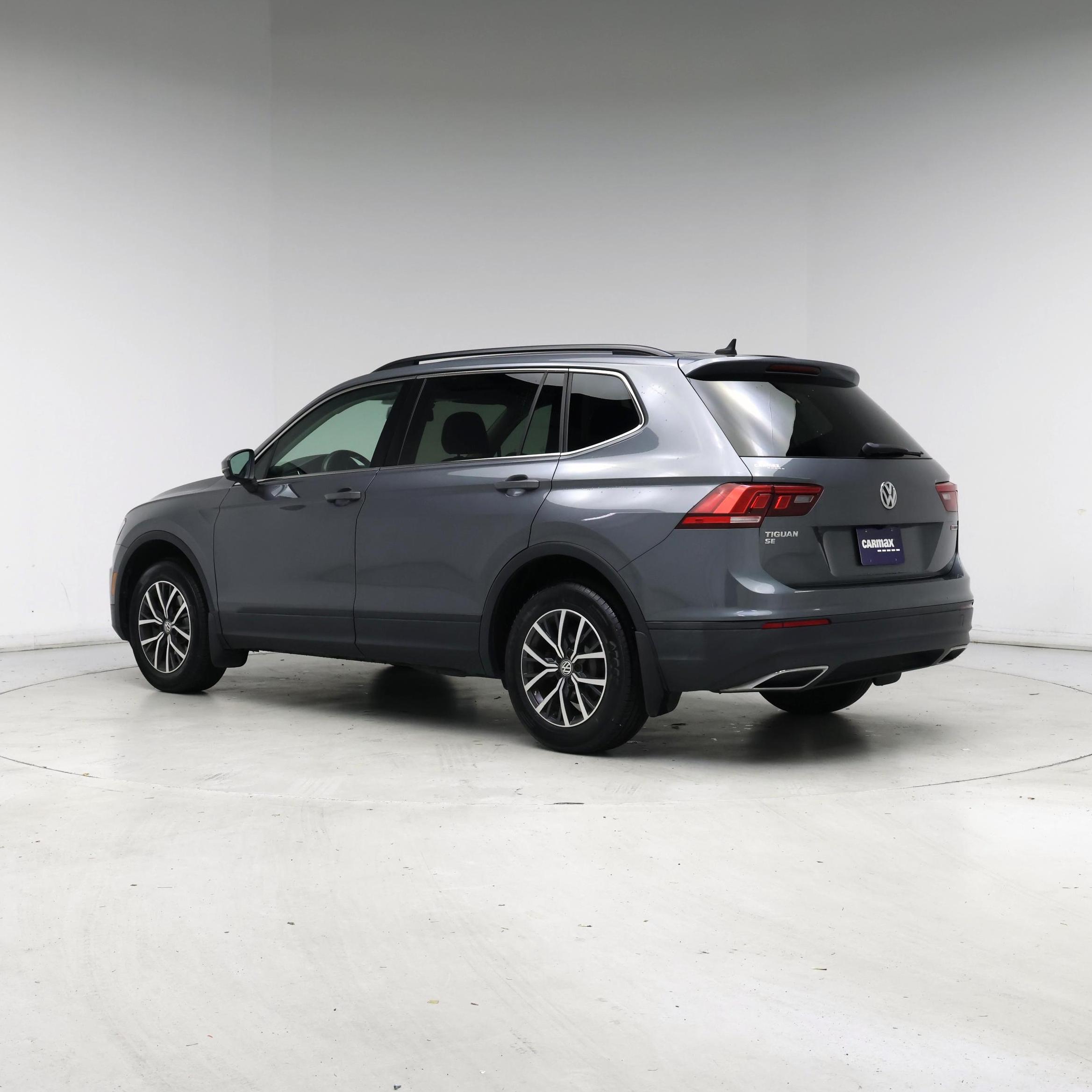 Thumbnail: 2019 Volkswagen Tiguan - 2