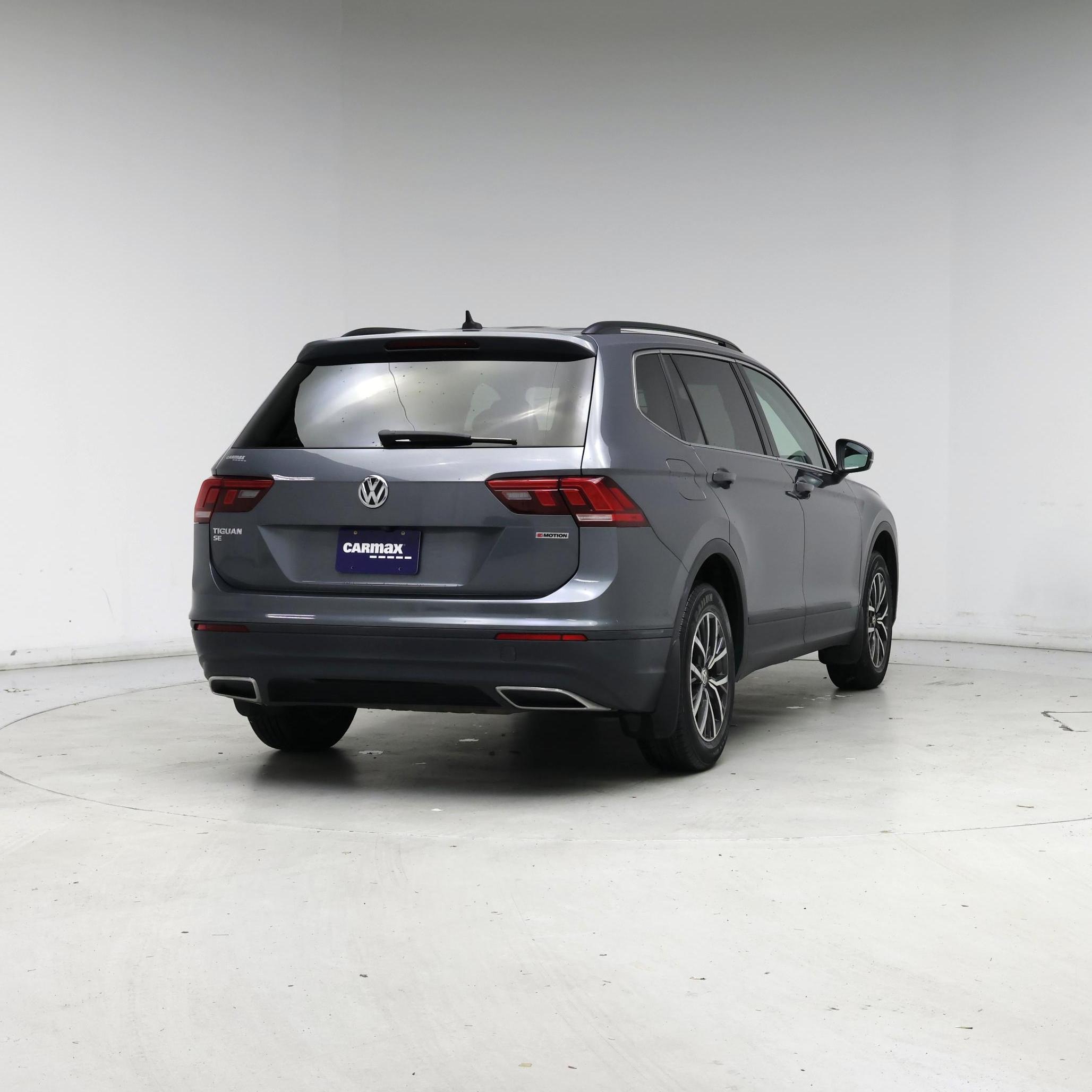 Thumbnail: 2019 Volkswagen Tiguan - 8