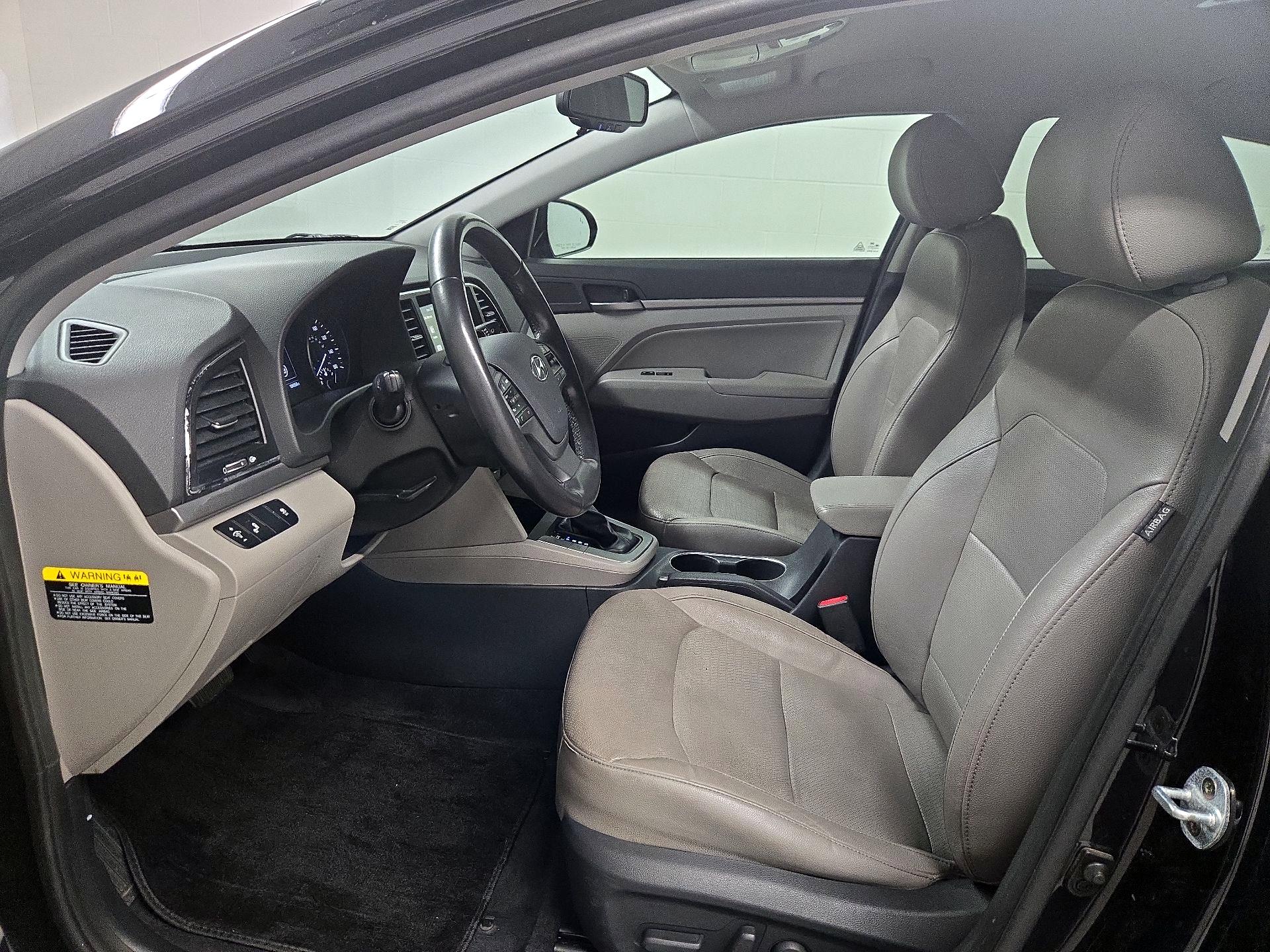 Thumbnail: 2017 Hyundai Elantra - 11