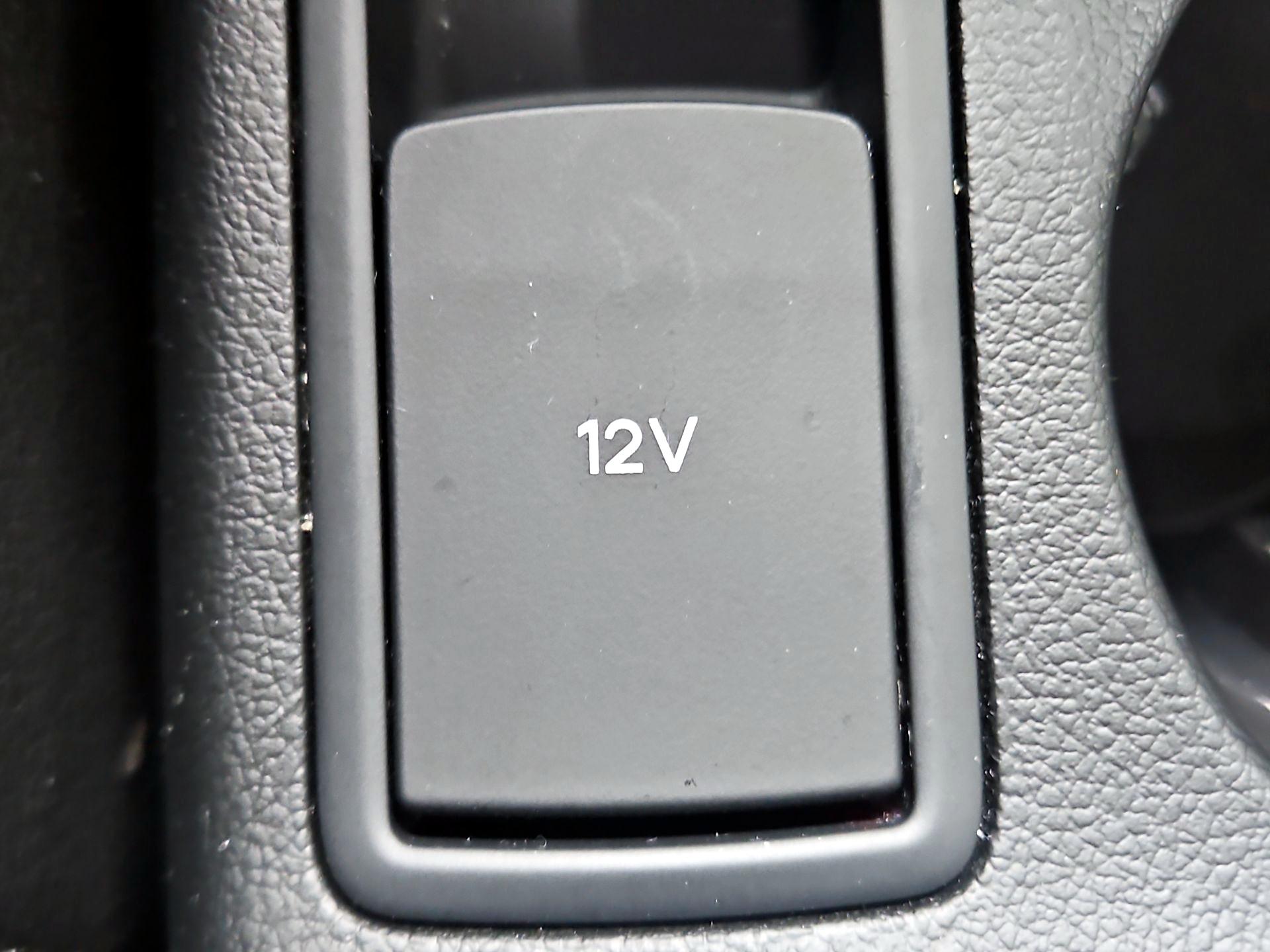 Thumbnail: 2016 Audi Q3 - 19