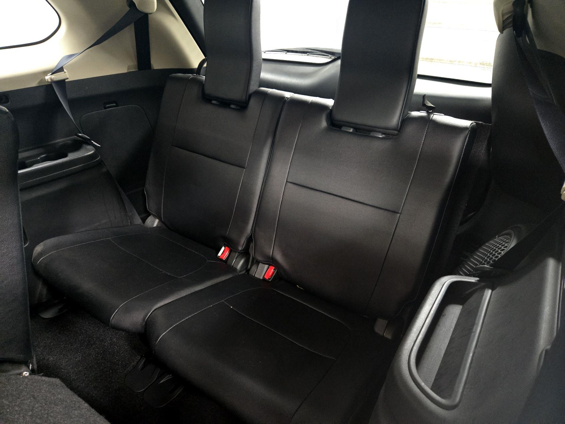 Thumbnail: 2016 Mitsubishi Outlander - 19