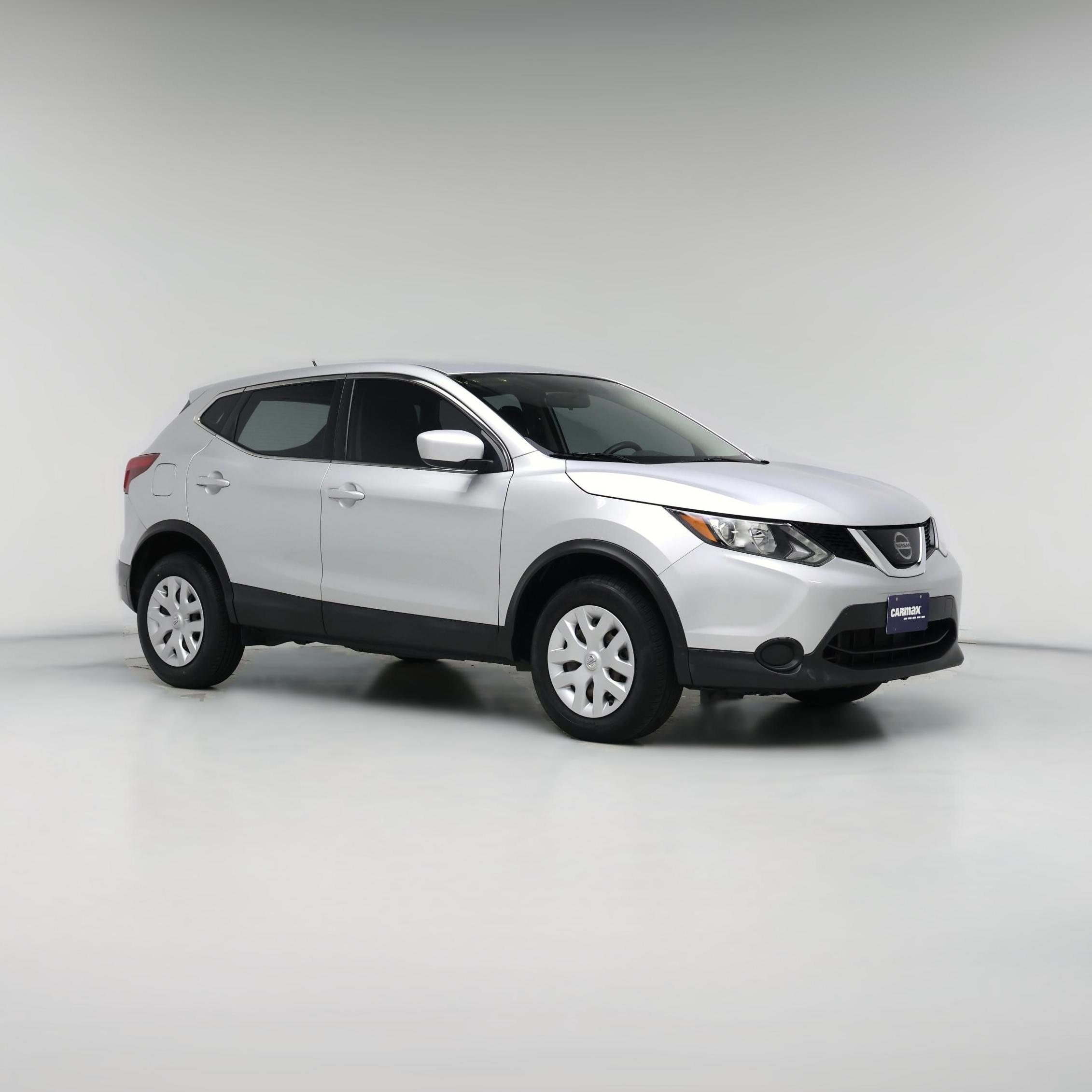 Thumbnail: 2019 Nissan Rogue Sport - 1