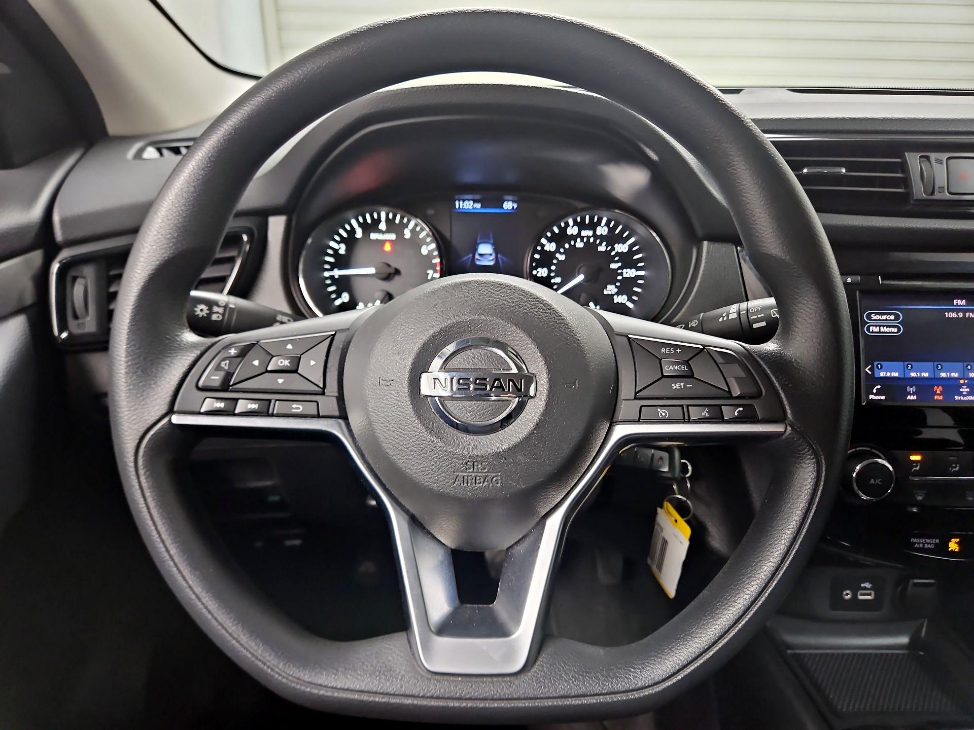 Thumbnail: 2019 Nissan Rogue Sport - 10