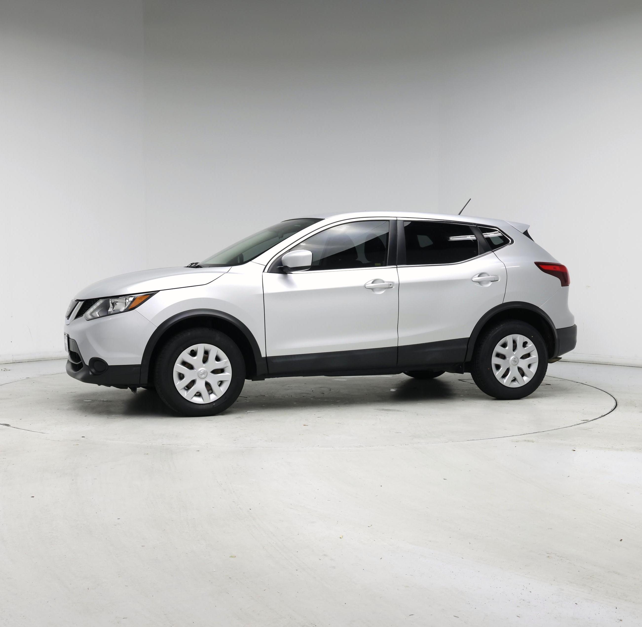 Thumbnail: 2019 Nissan Rogue Sport - 3