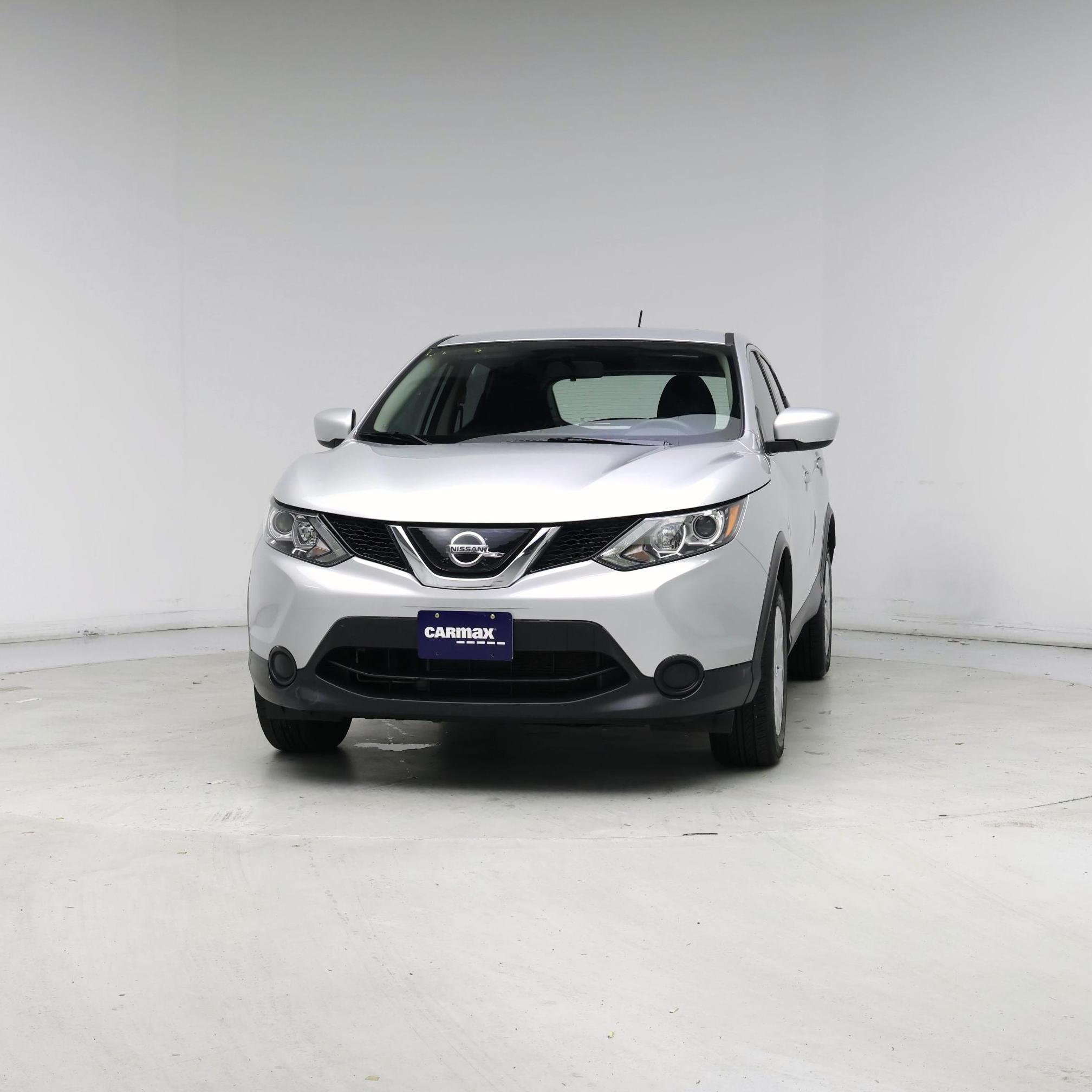 Thumbnail: 2019 Nissan Rogue Sport - 4