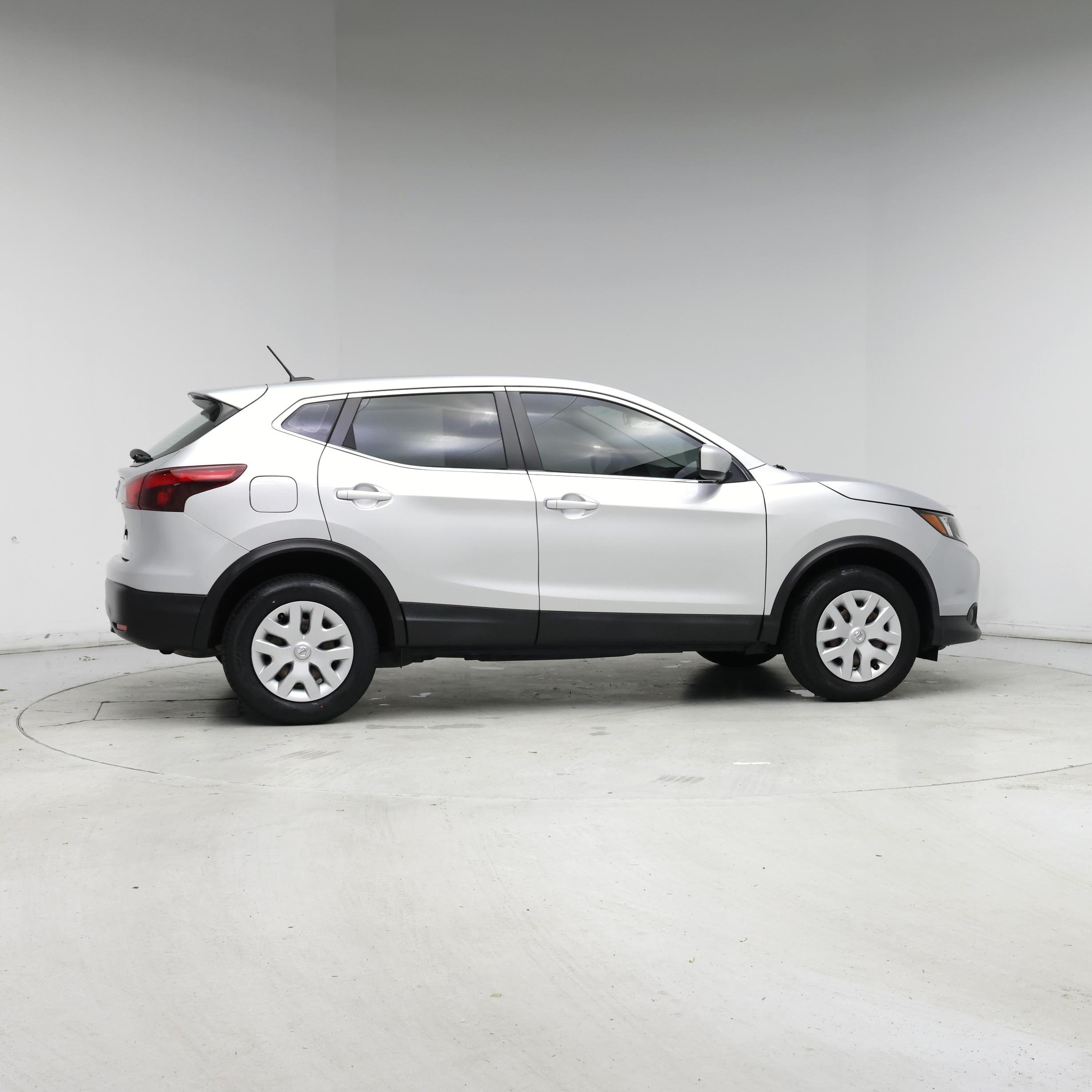 Thumbnail: 2019 Nissan Rogue Sport - 7