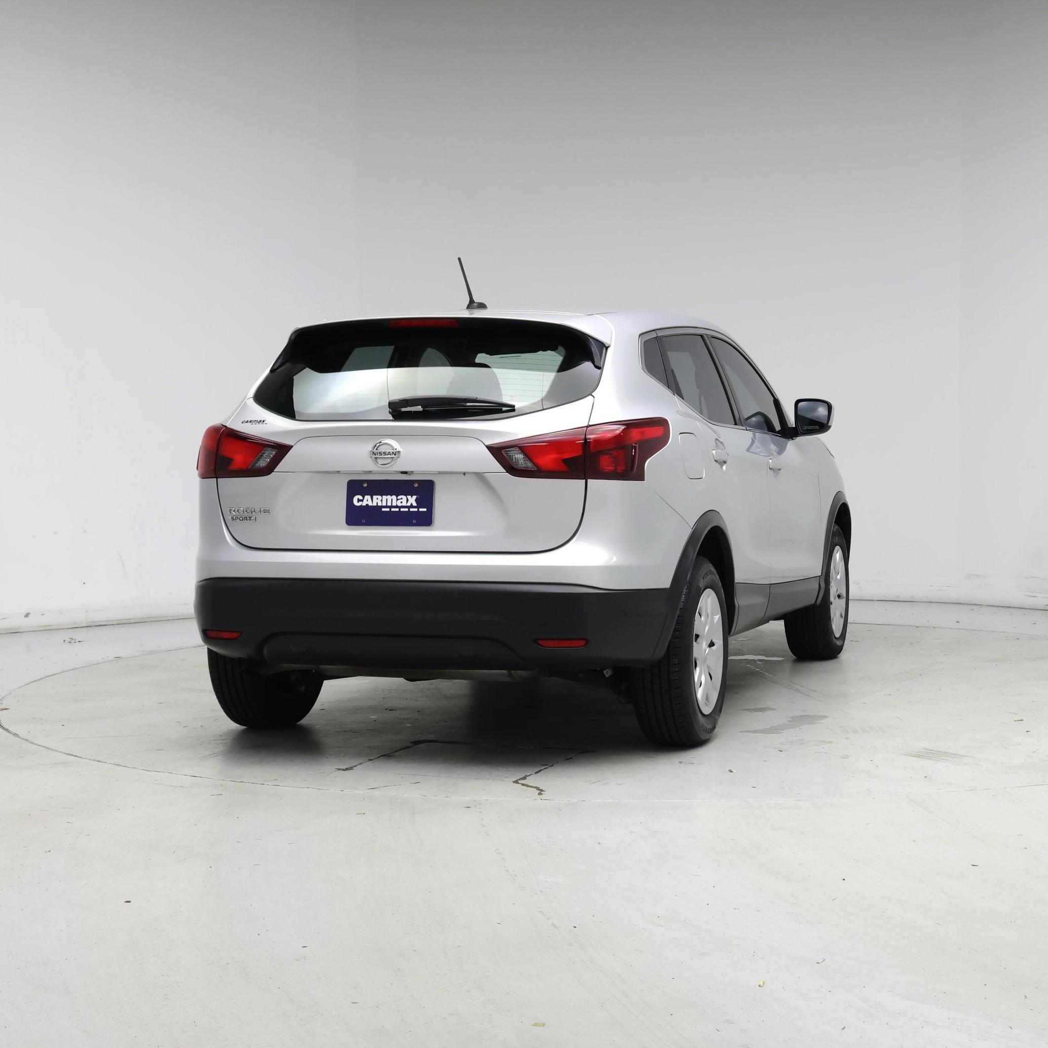 Thumbnail: 2019 Nissan Rogue Sport - 8