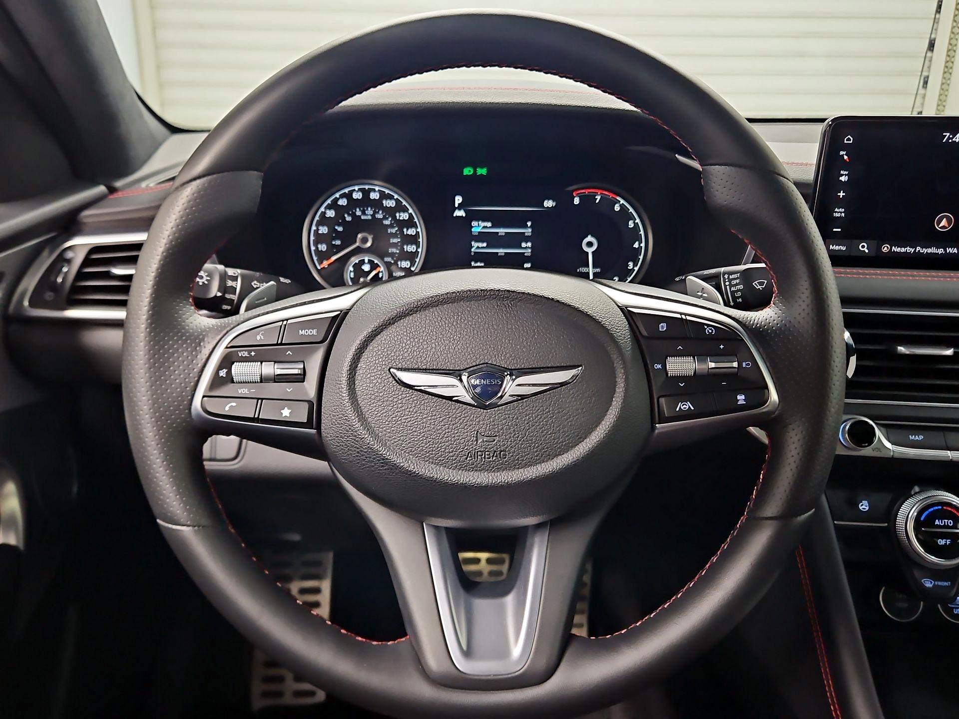 Thumbnail: 2022 Genesis G70 - 10