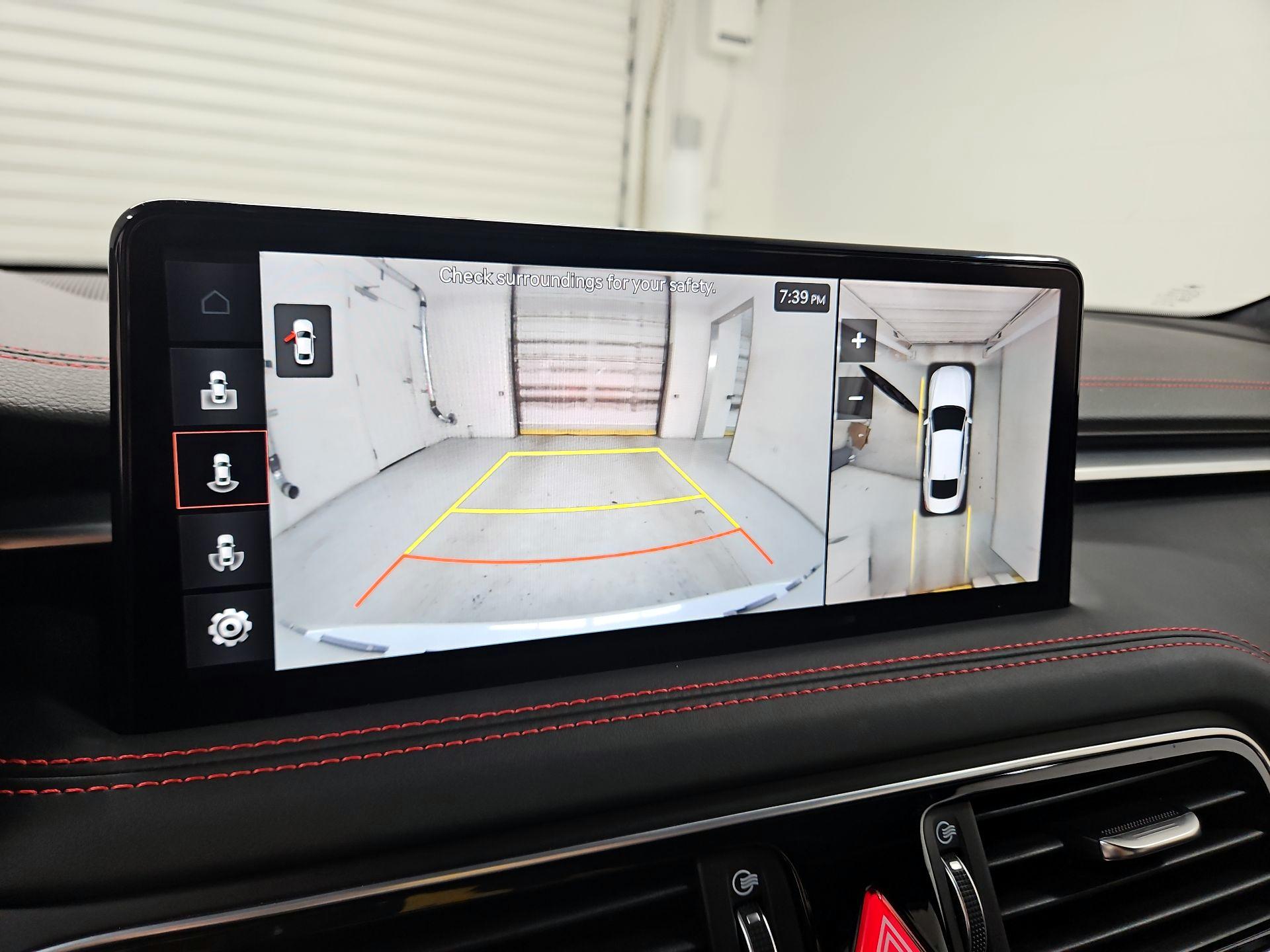 Thumbnail: 2022 Genesis G70 - 15