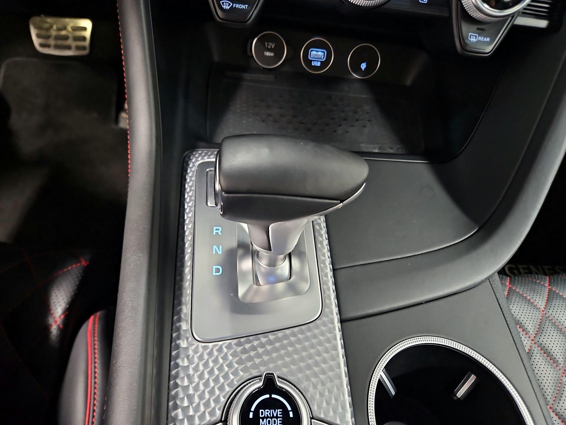 Thumbnail: 2022 Genesis G70 - 18