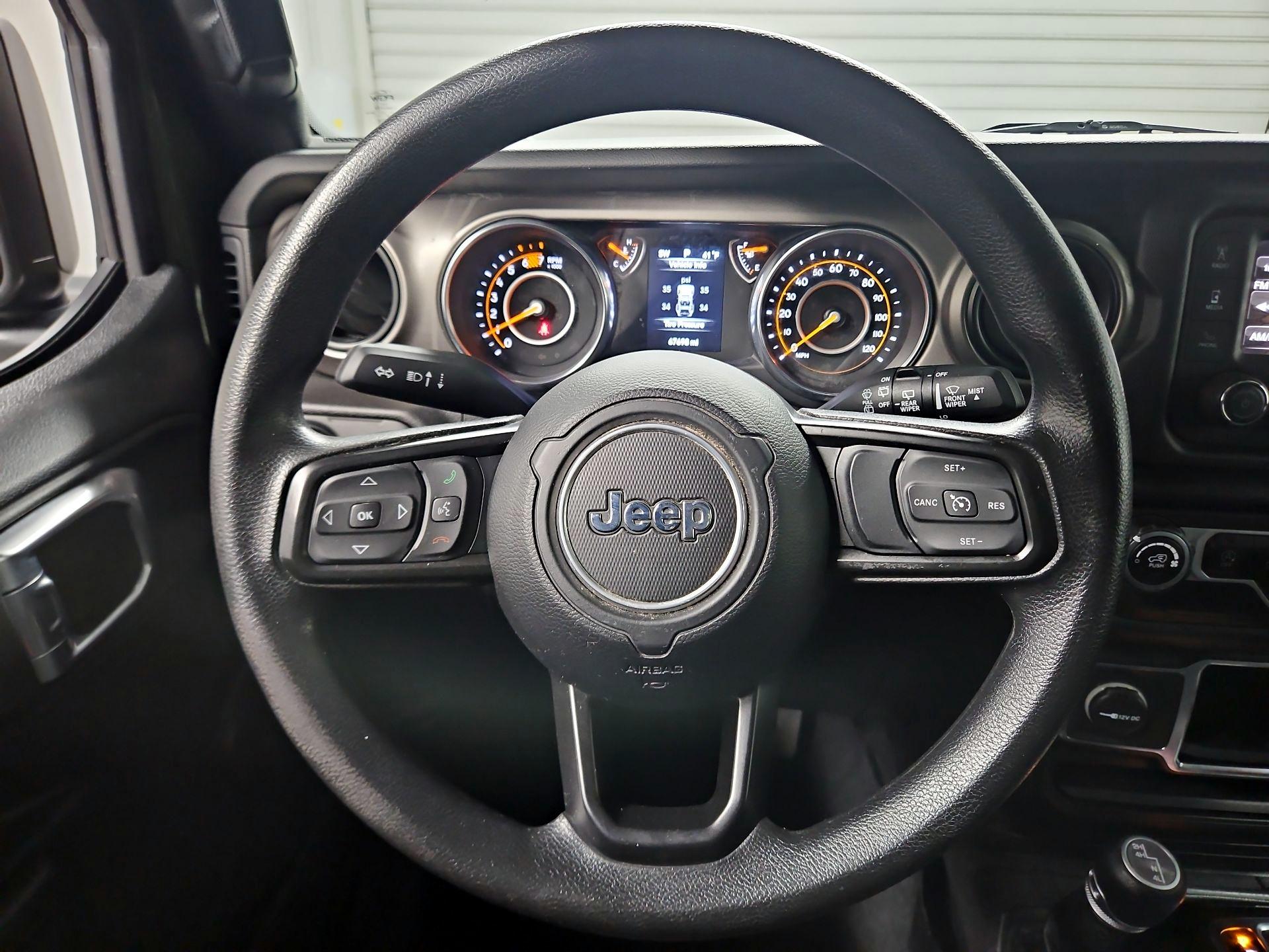 Thumbnail: 2020 Jeep Wrangler - 10