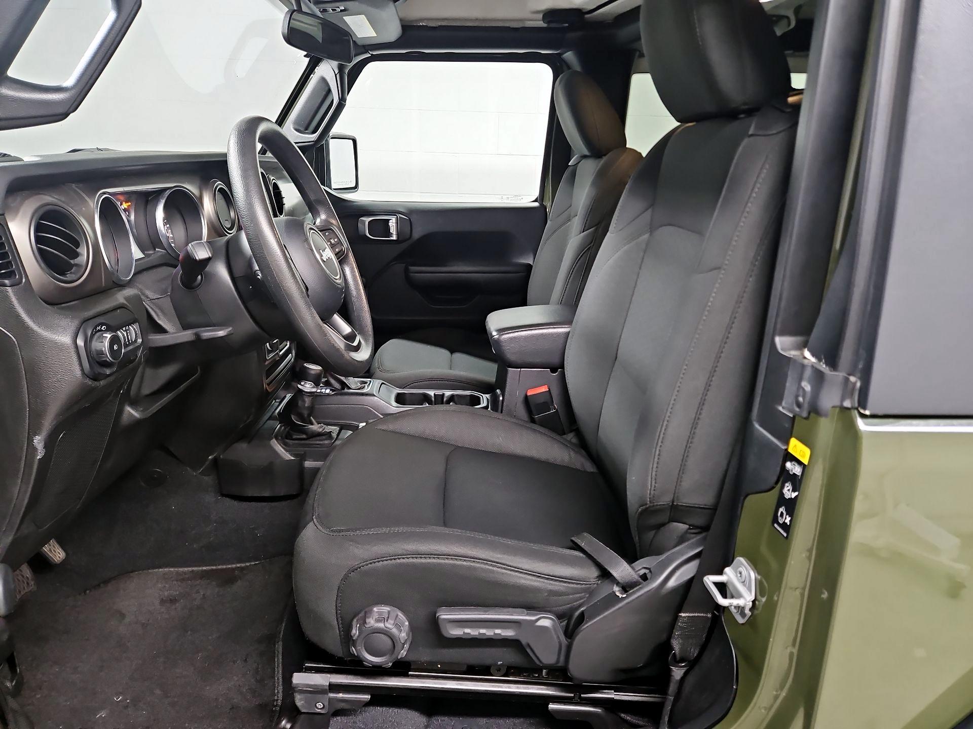 Thumbnail: 2020 Jeep Wrangler - 11