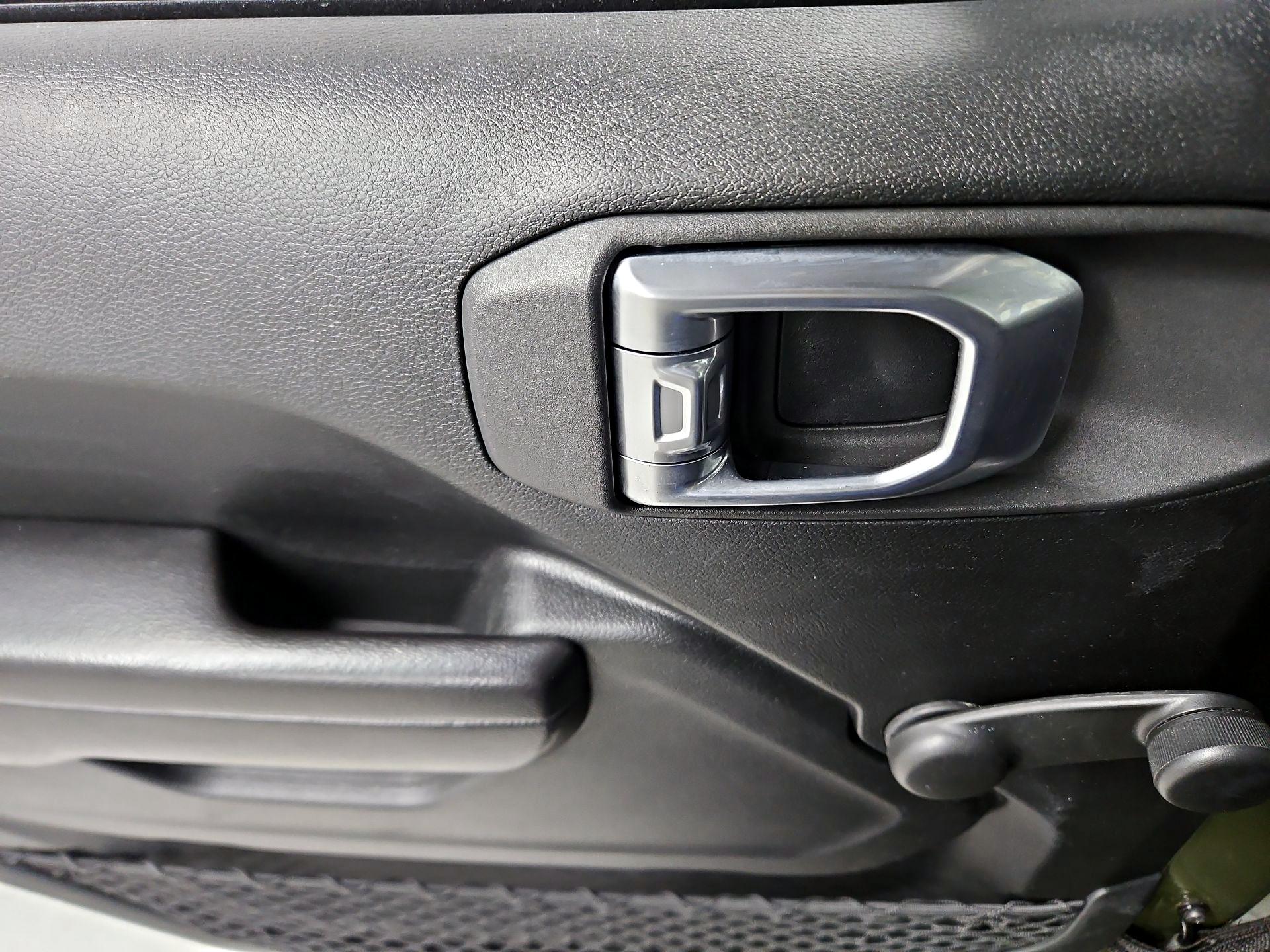 Thumbnail: 2020 Jeep Wrangler - 12