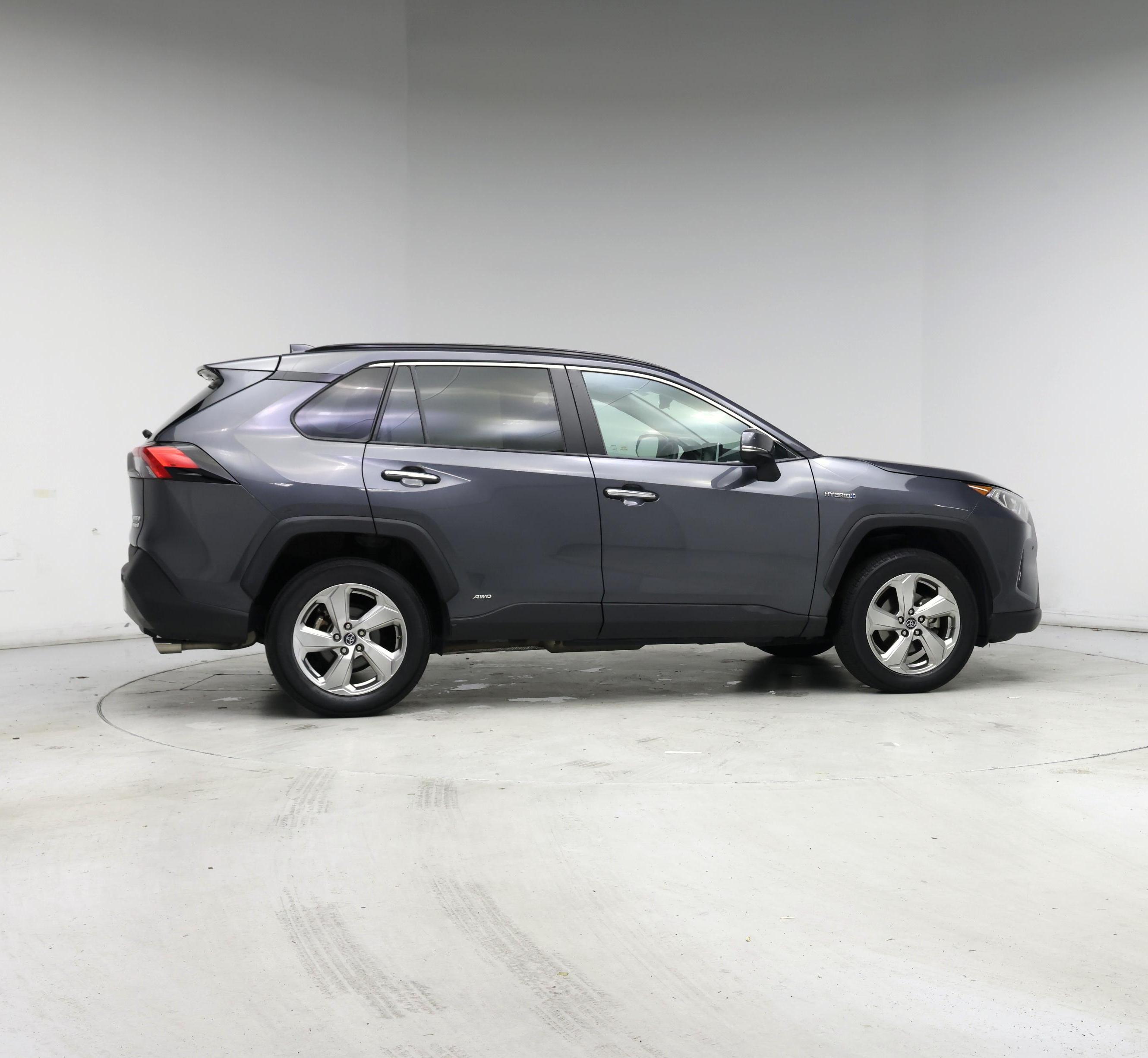 Thumbnail: 2019 Toyota RAV4 - 7