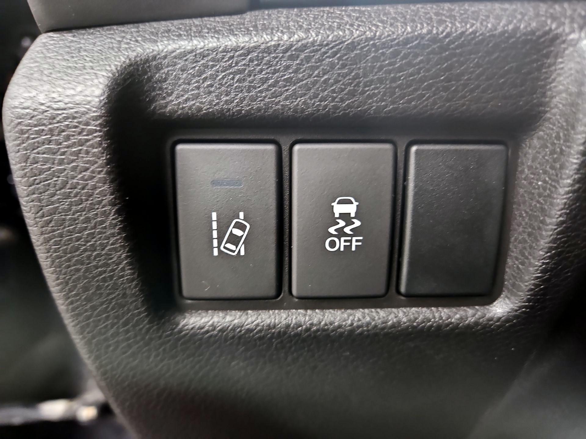 Thumbnail: 2016 Acura MDX - 13