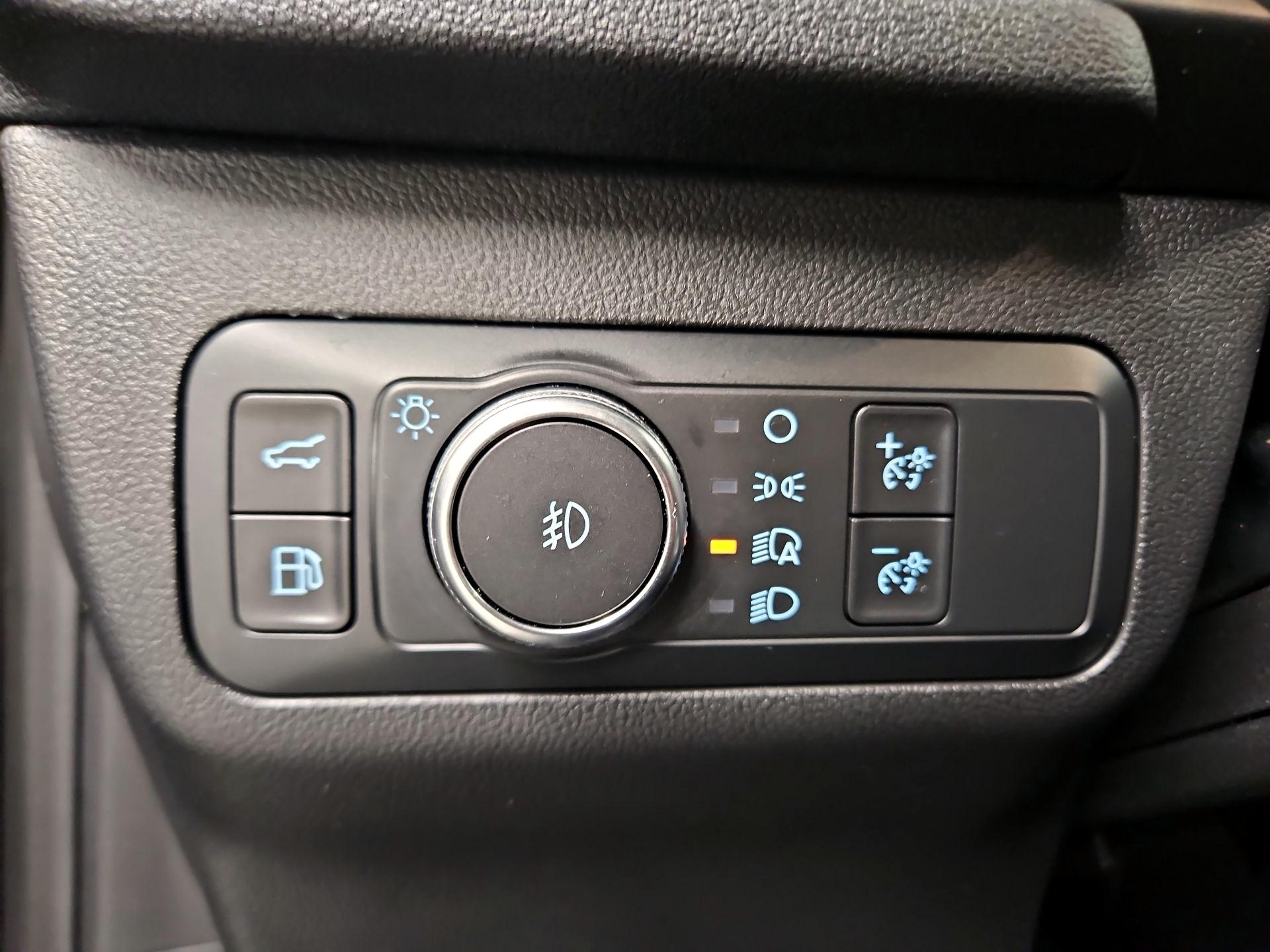 Thumbnail: 2020 Ford Escape - 13