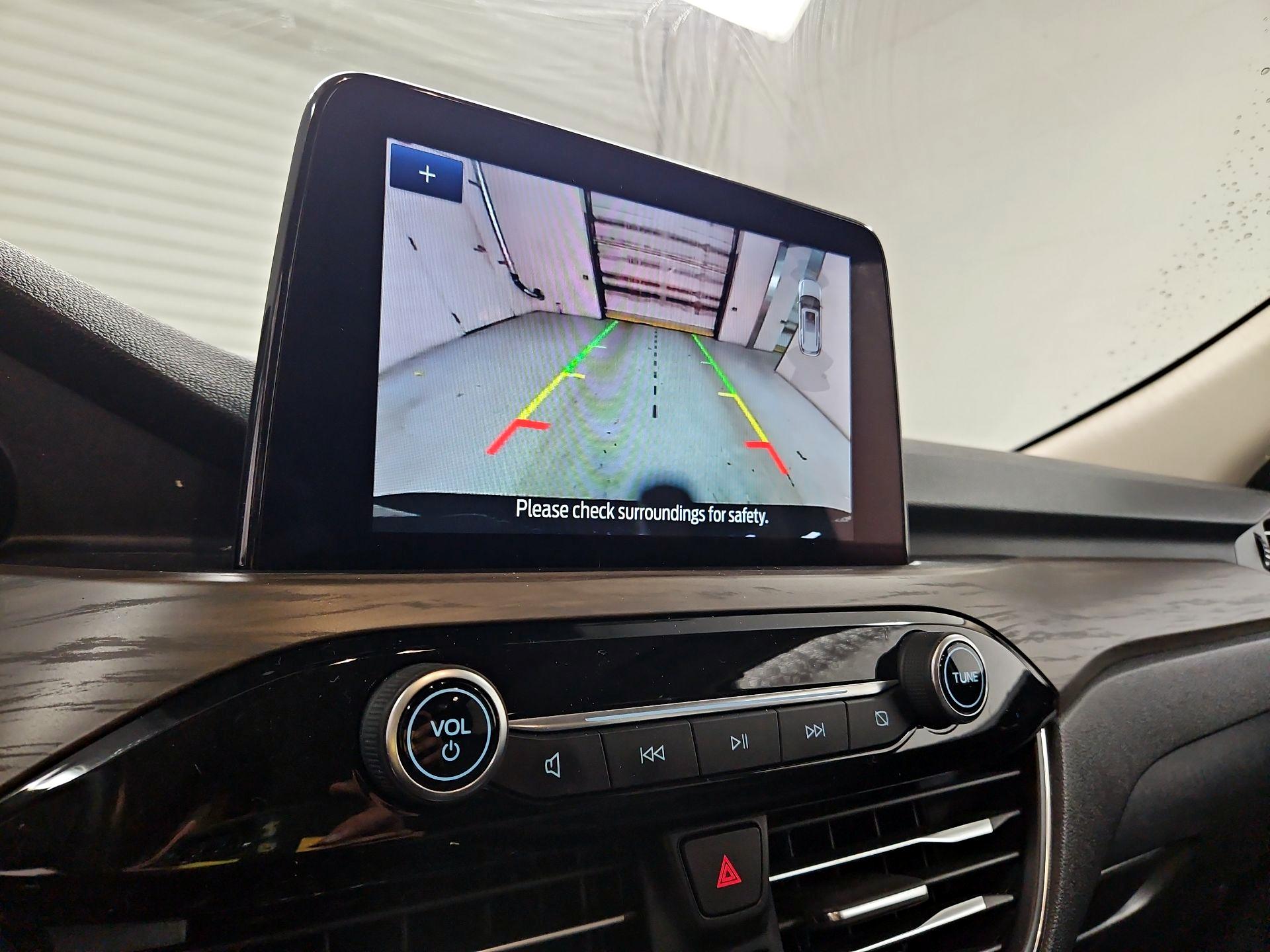 Thumbnail: 2020 Ford Escape - 15