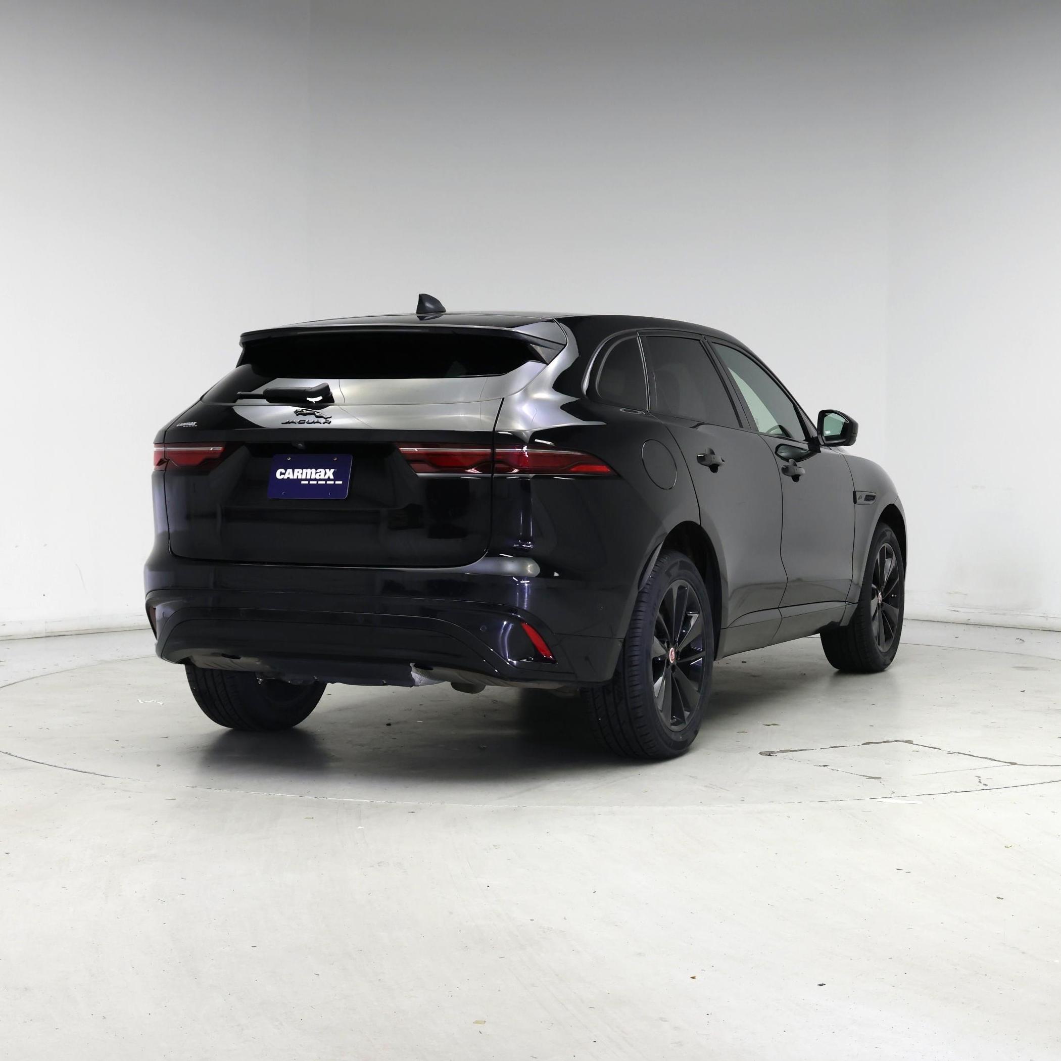Thumbnail: 2021 Jaguar F-Pace - 8