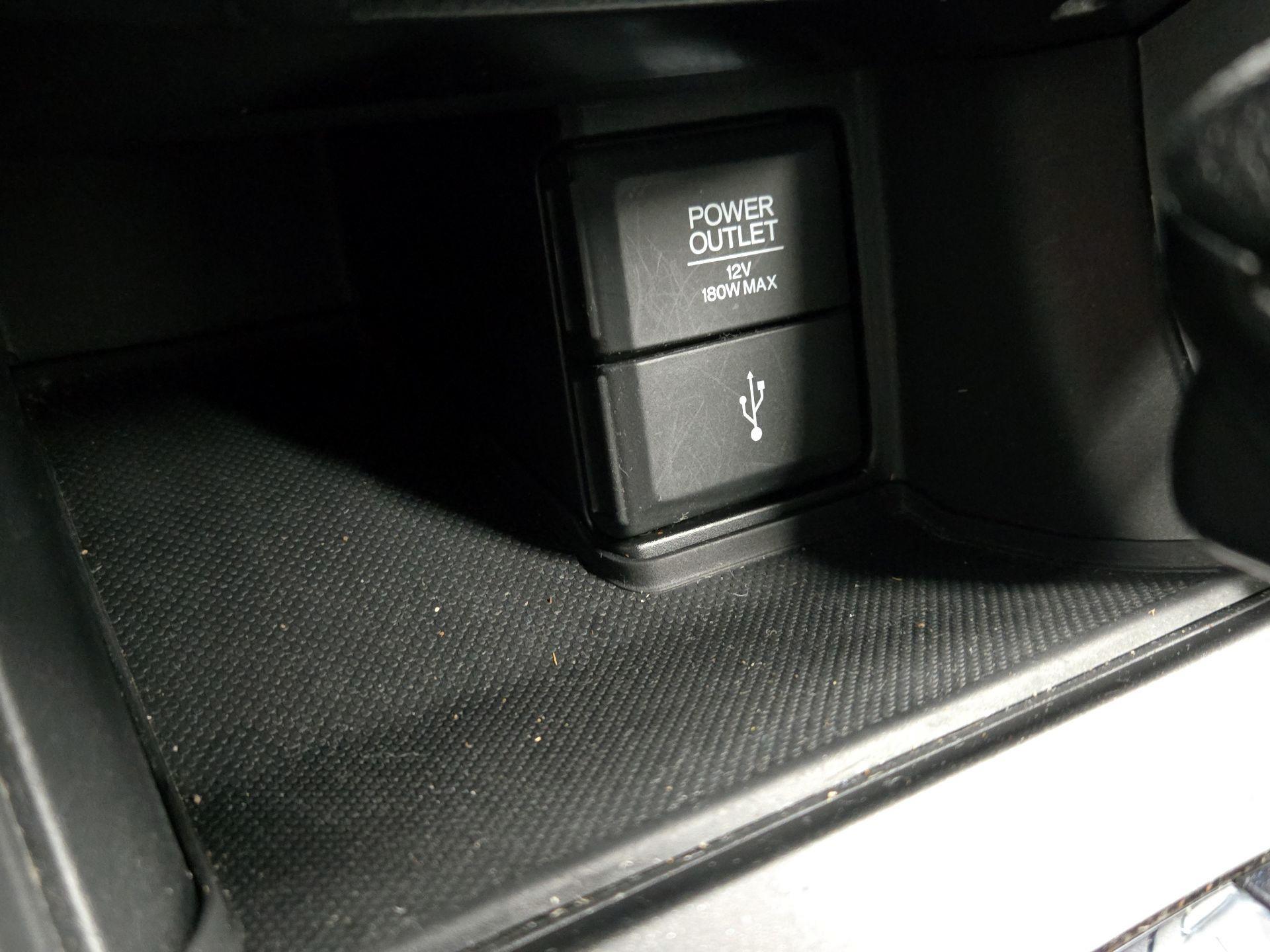 Thumbnail: 2015 Honda Accord - 18