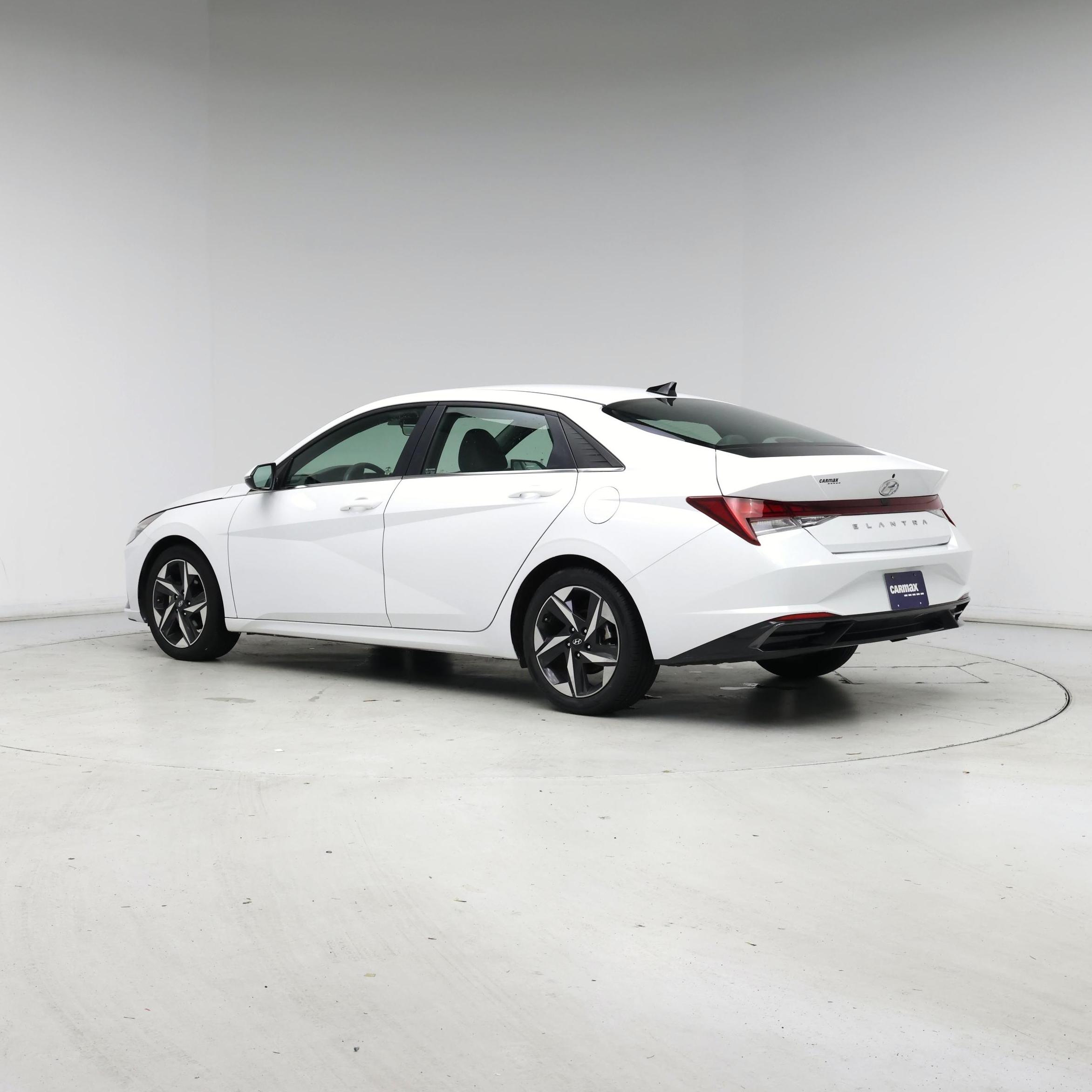 Thumbnail: 2021 Hyundai Elantra - 2