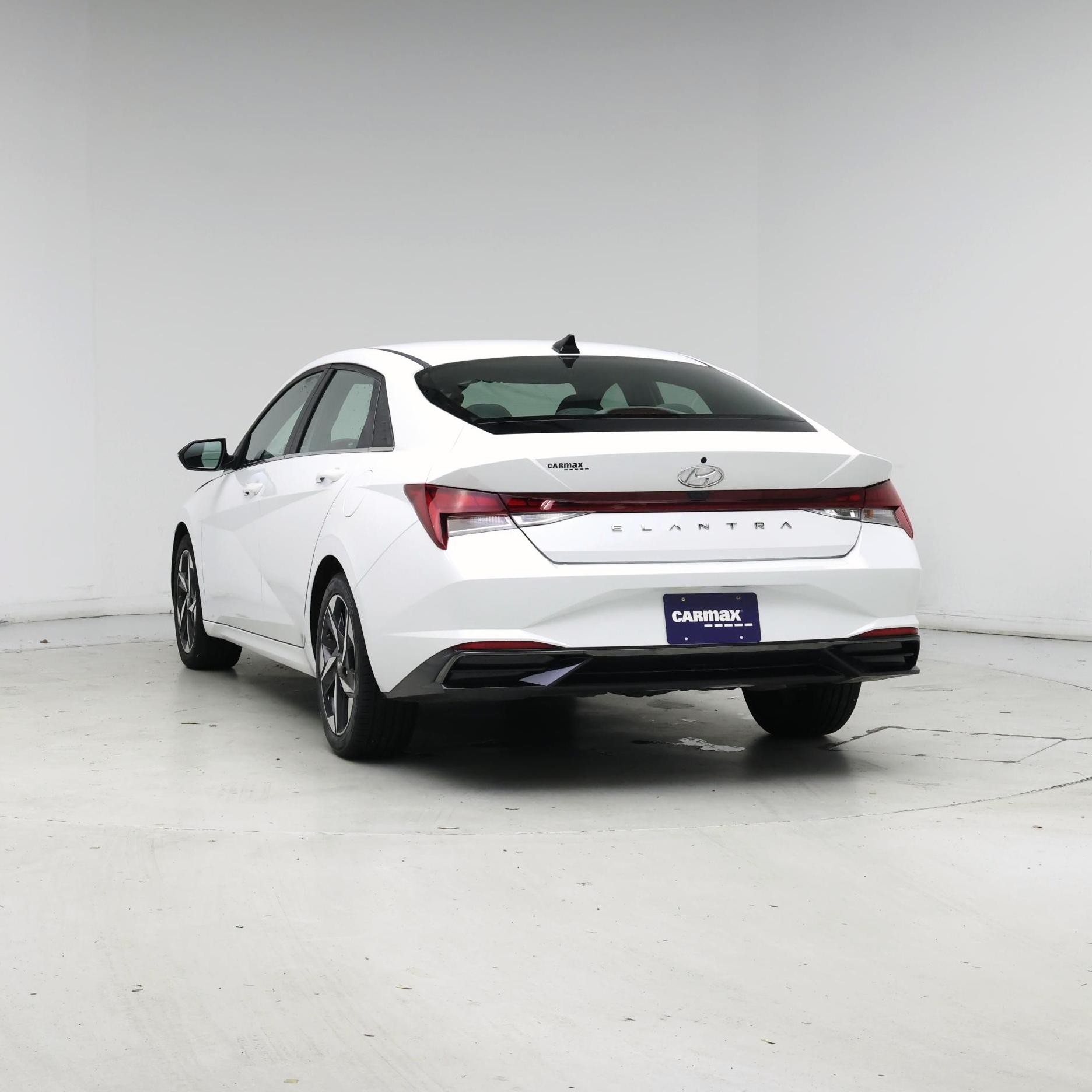 Thumbnail: 2021 Hyundai Elantra - 6