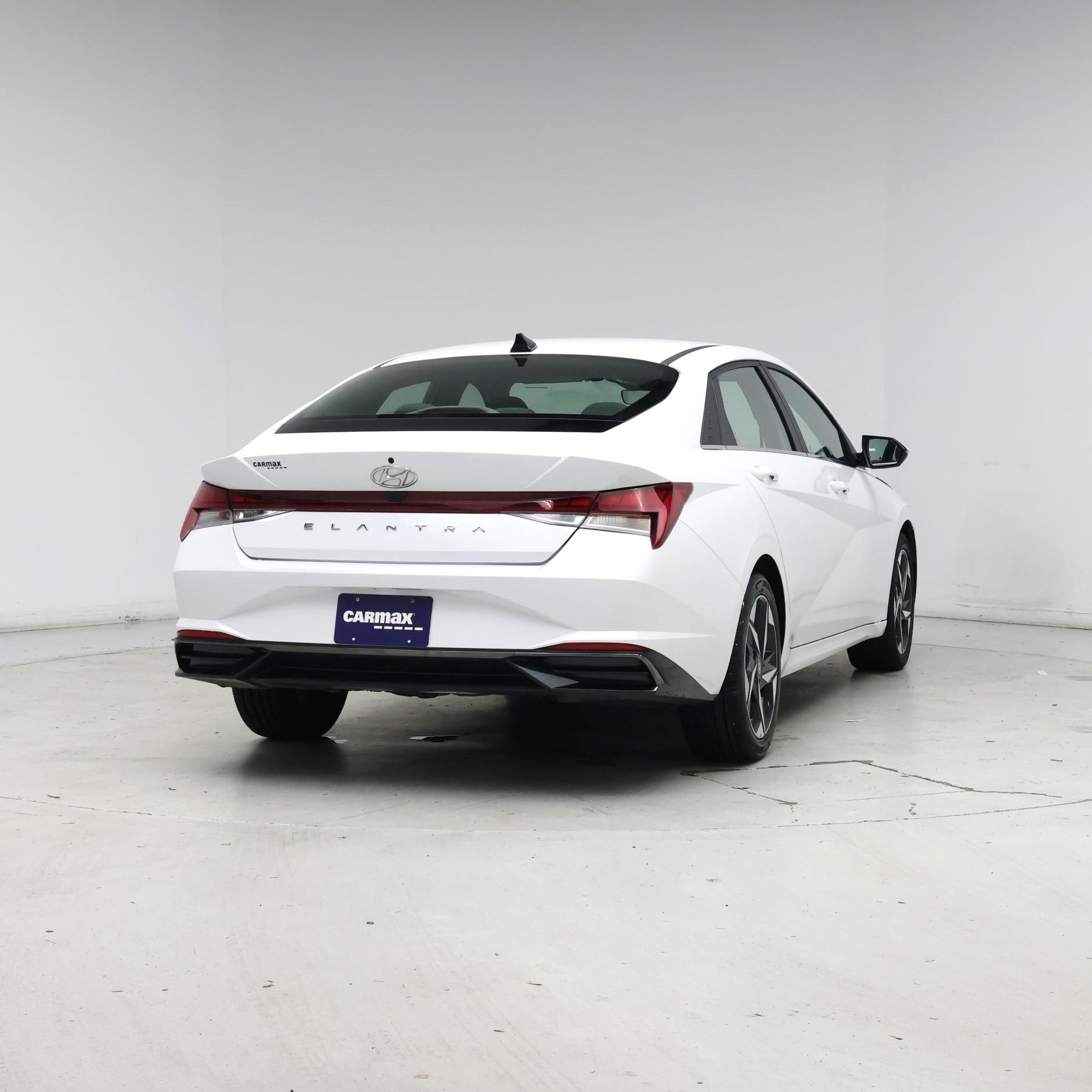 Thumbnail: 2021 Hyundai Elantra - 8