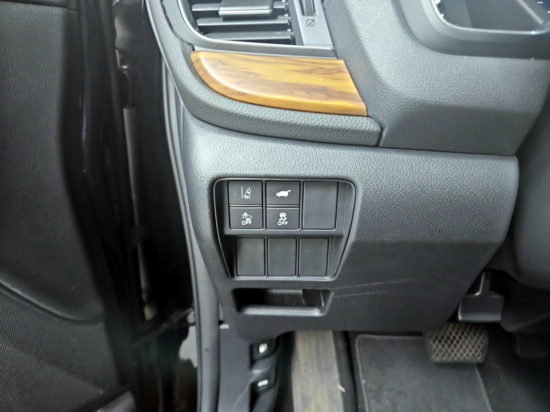 Thumbnail: 2017 Honda CR-V - 13