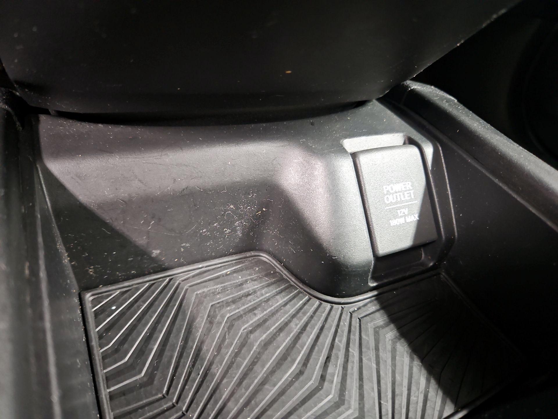 Thumbnail: 2017 Honda CR-V - 19