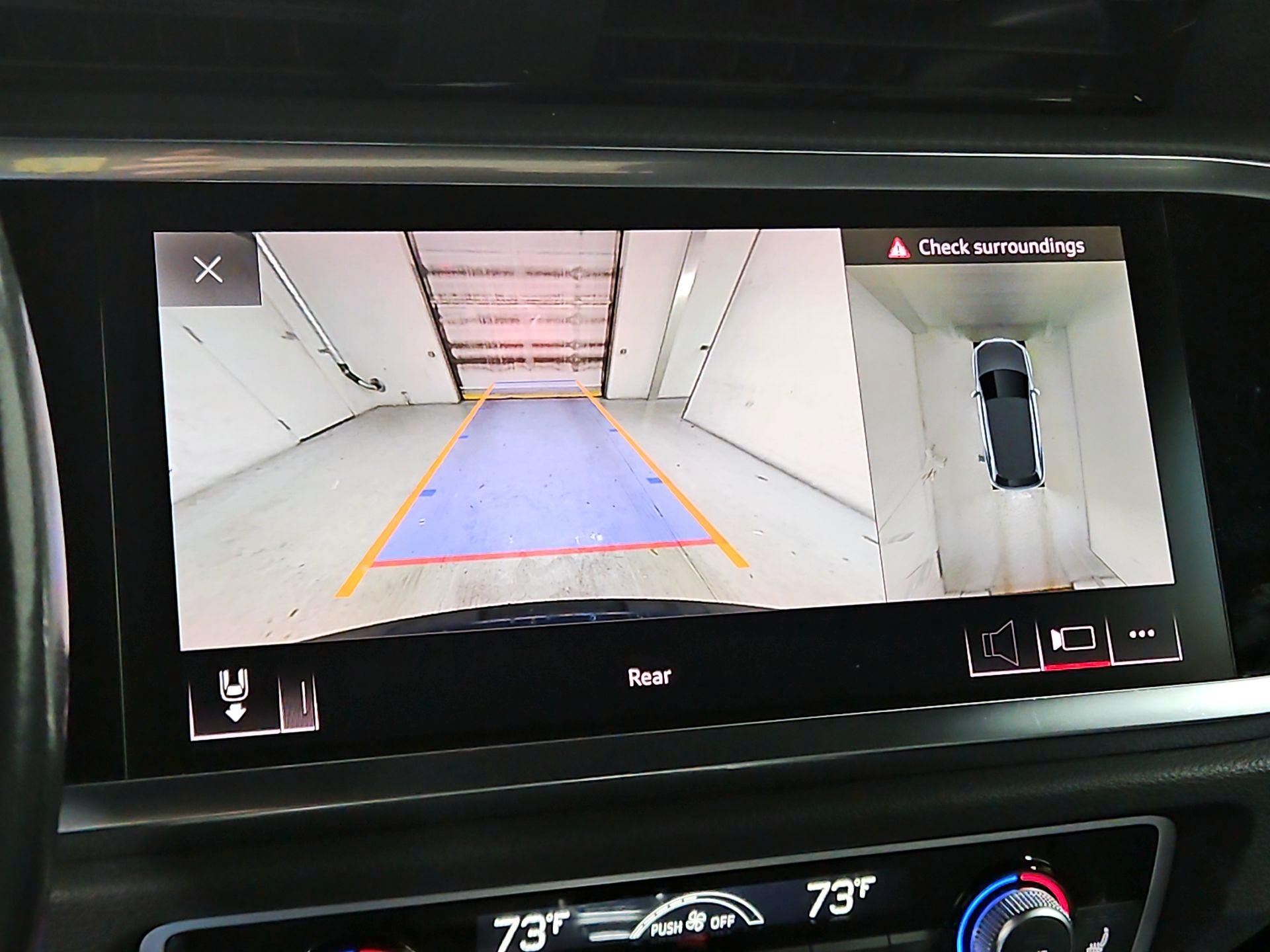 Thumbnail: 2021 Audi Q3 - 15