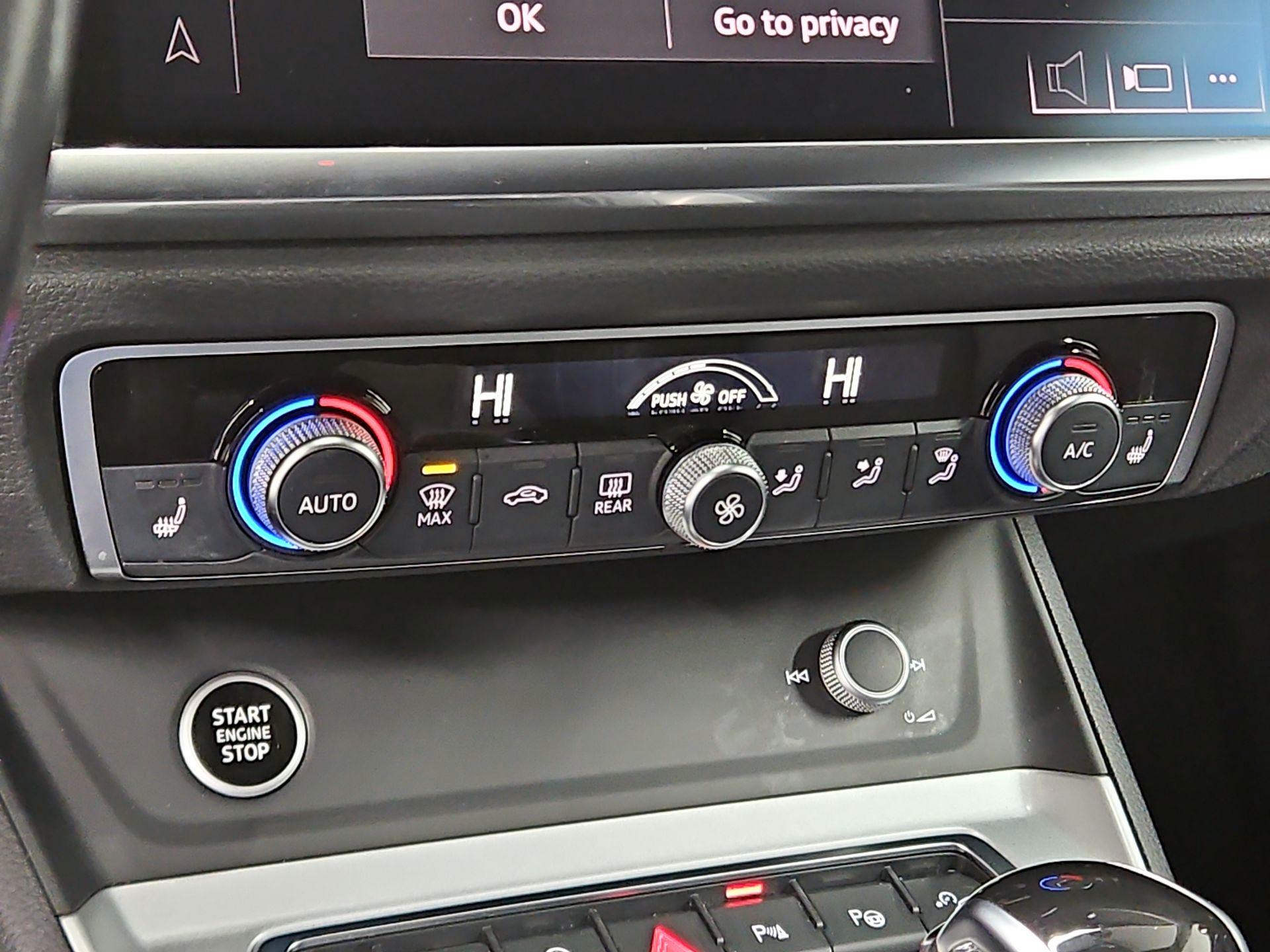 Thumbnail: 2021 Audi Q3 - 17