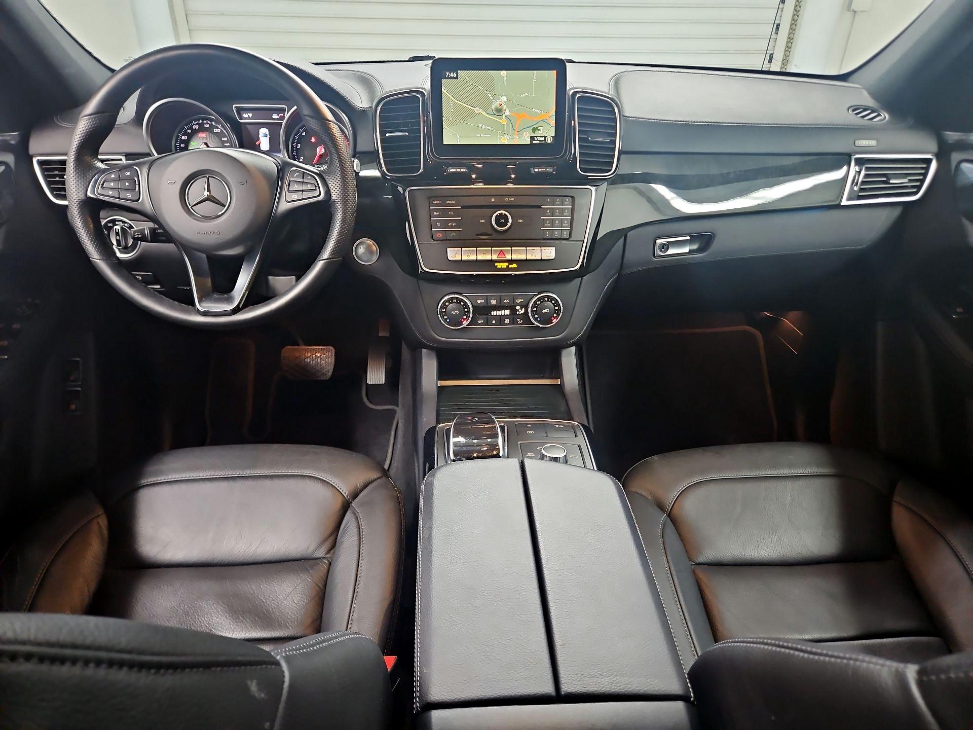 Thumbnail: 2018 Mercedes-Benz GLE - 9