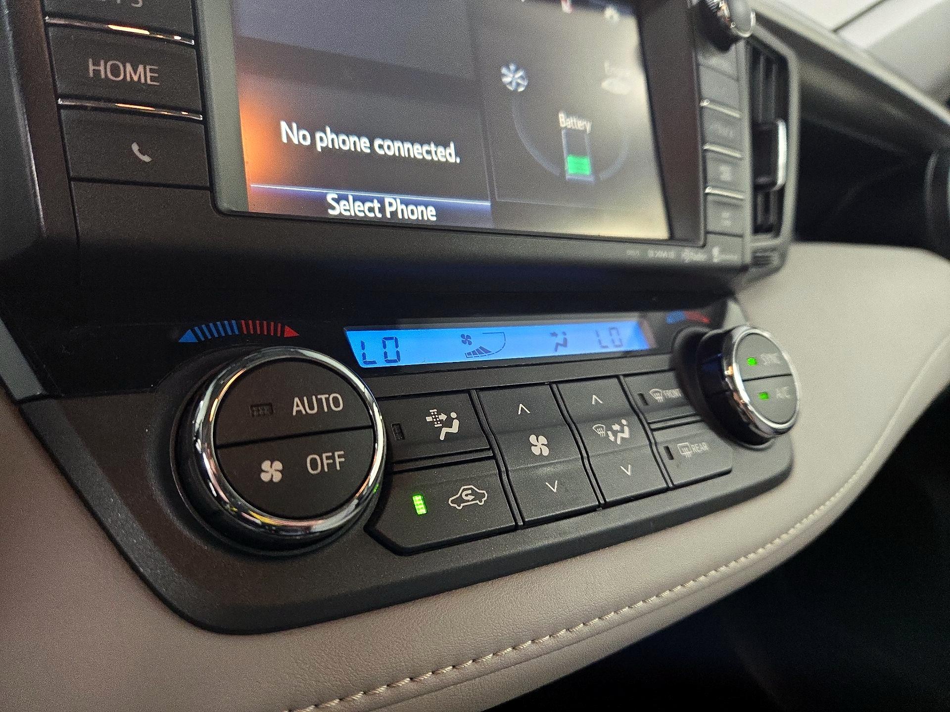 Thumbnail: 2016 Toyota RAV4 - 16